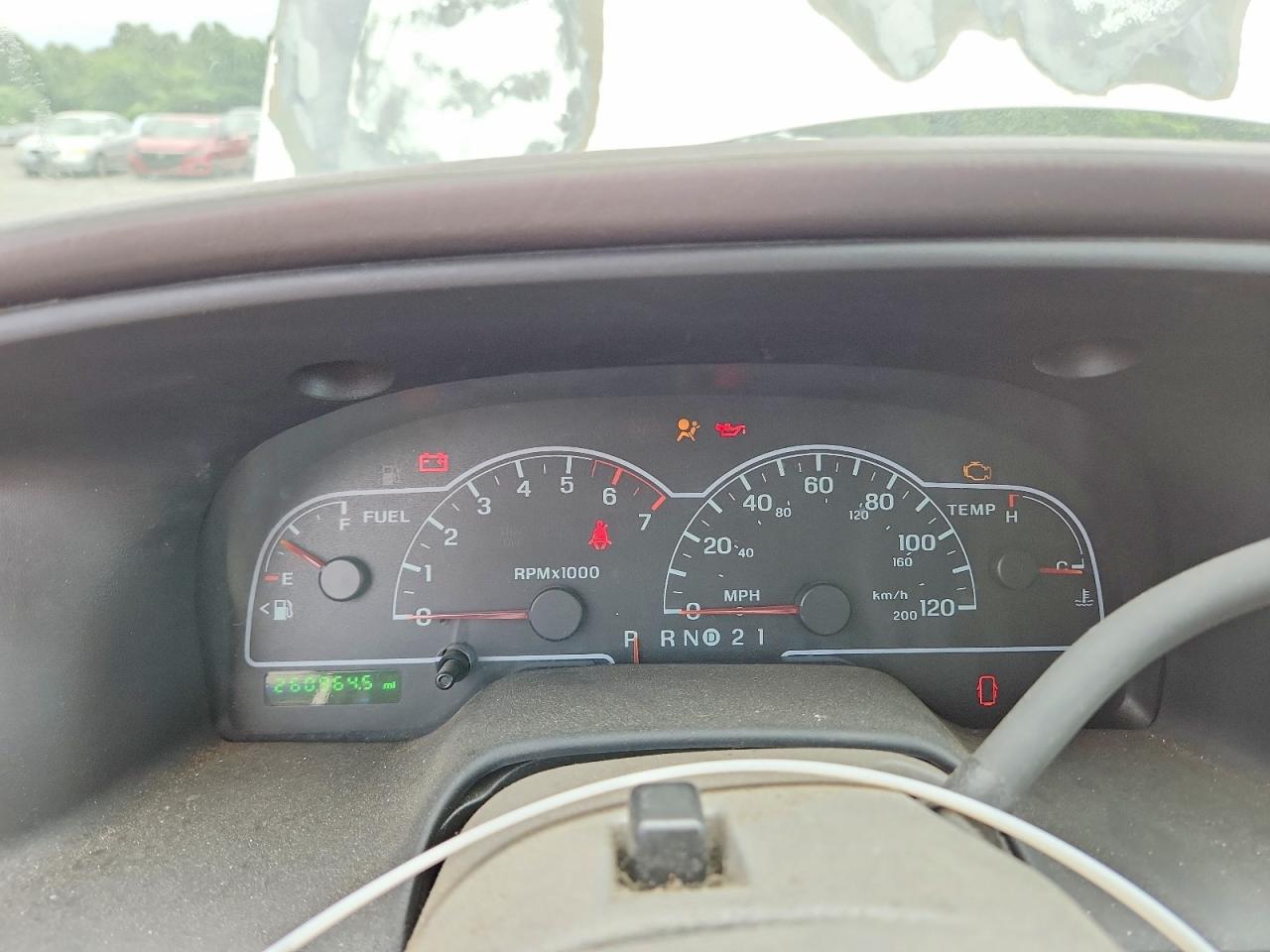 2000 Ford Windstar White vin: 2FTZA5443YBC32925