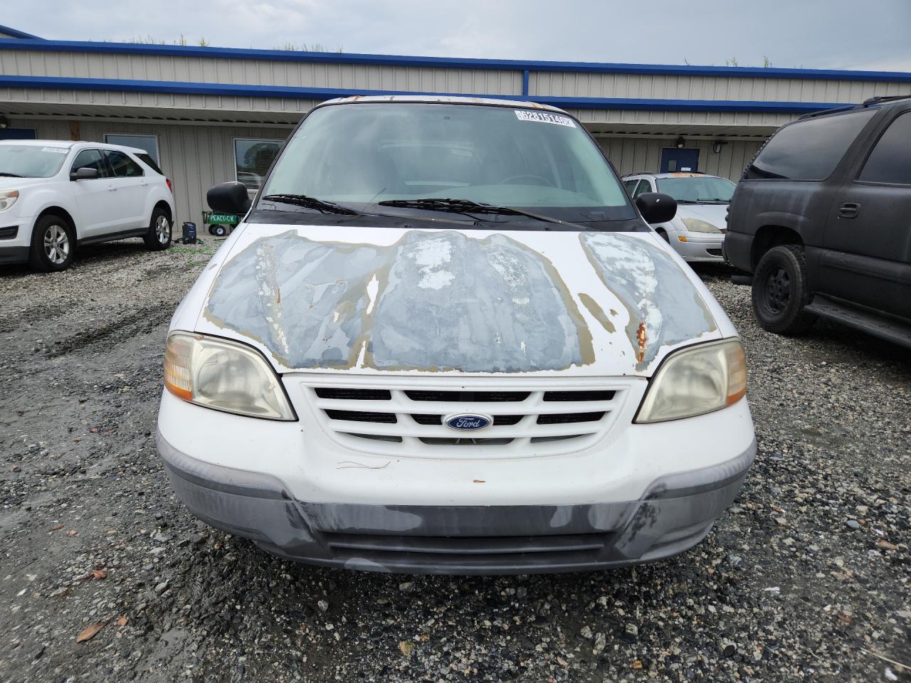 2000 Ford Windstar White vin: 2FTZA5443YBC32925 Damage: Hood, Rust, > 12 Inches