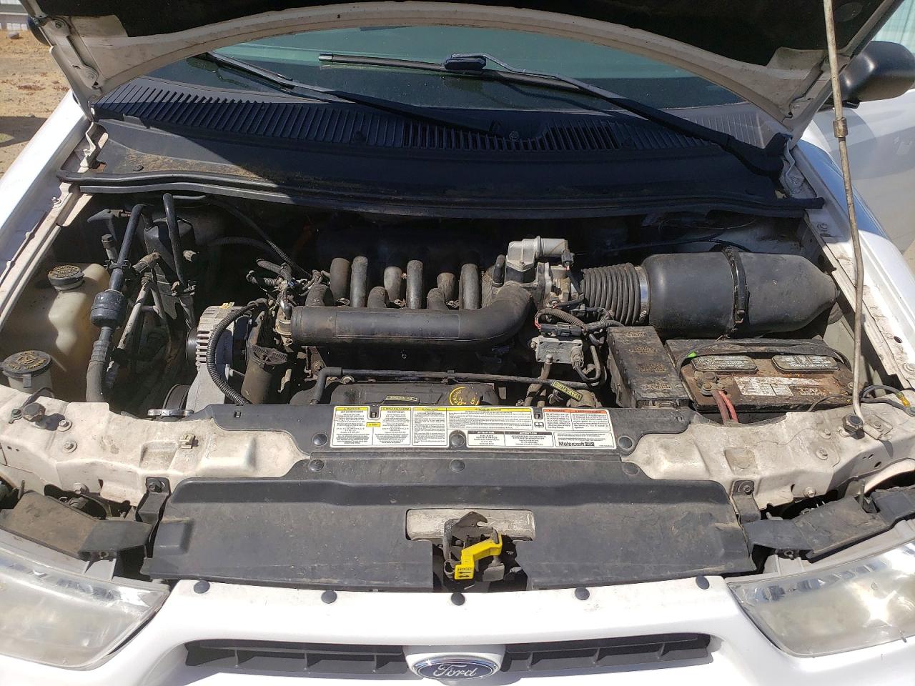 1998 Ford Windstar Белый vin: 2FTZA5444WBD87190