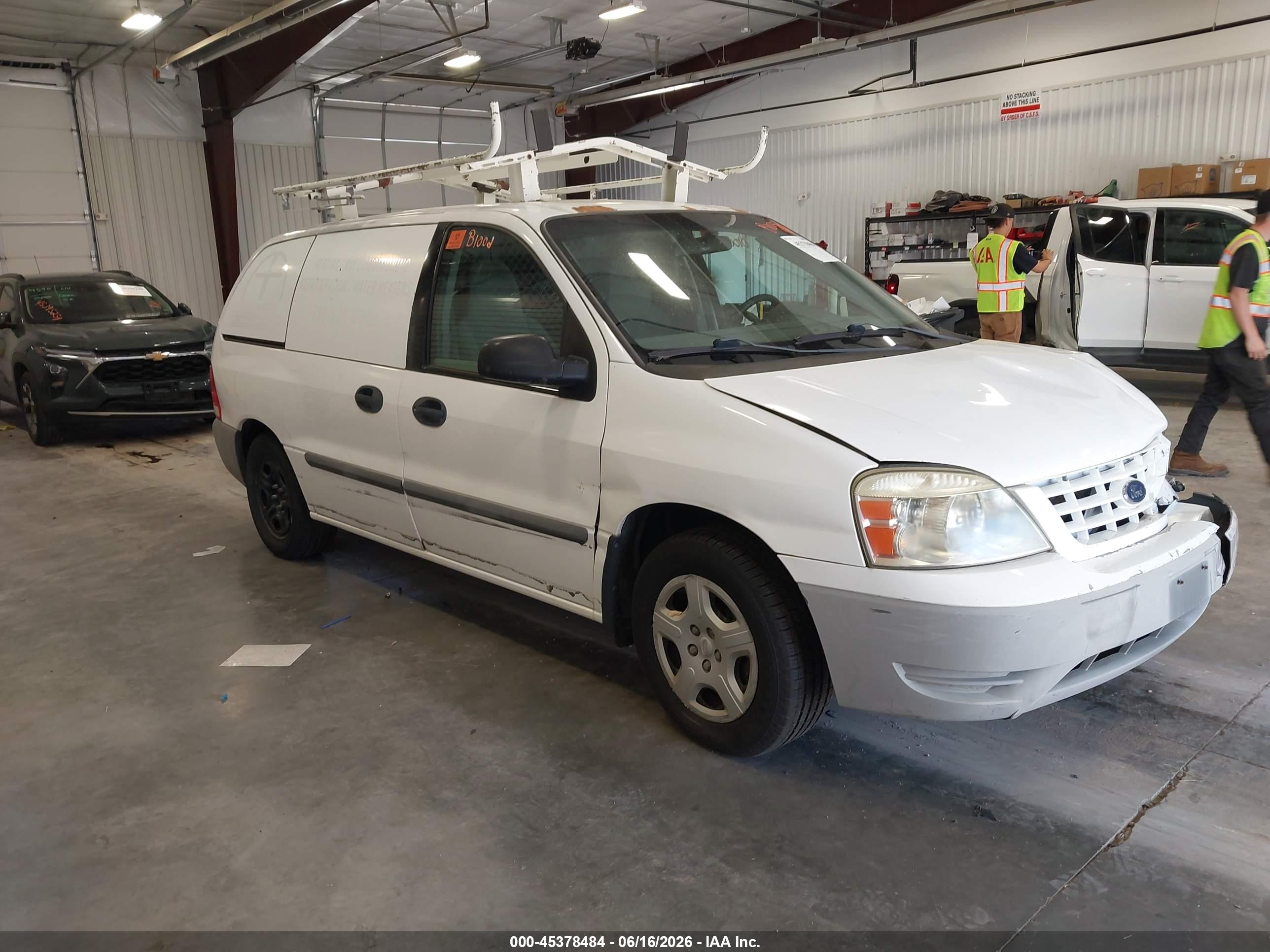2006 Ford Freestar   White vin: 2FTZA54686BA58347