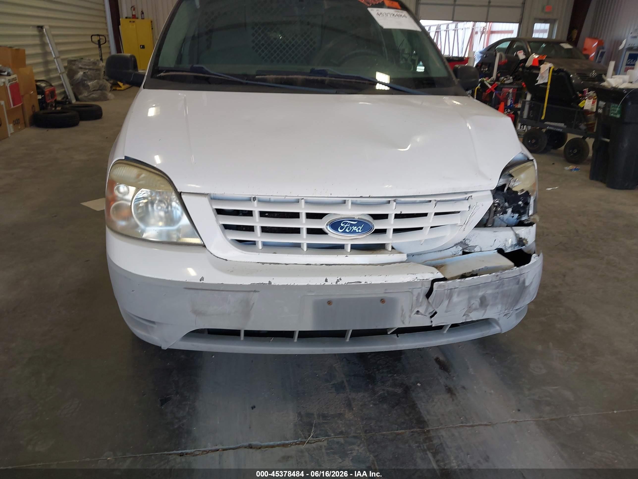 2006 Ford Freestar   White vin: 2FTZA54686BA58347