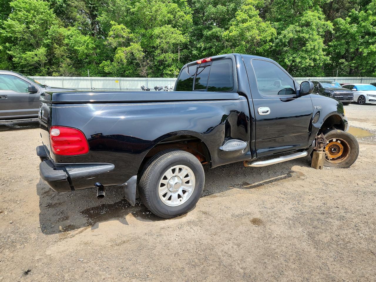 2001 Ford F150 Black vin: 2FTZF07201CA73327