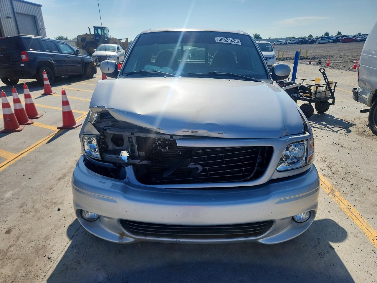 2002 Ford F150 Svt Lightning Silver vin: 2FTZF07322CA80936
