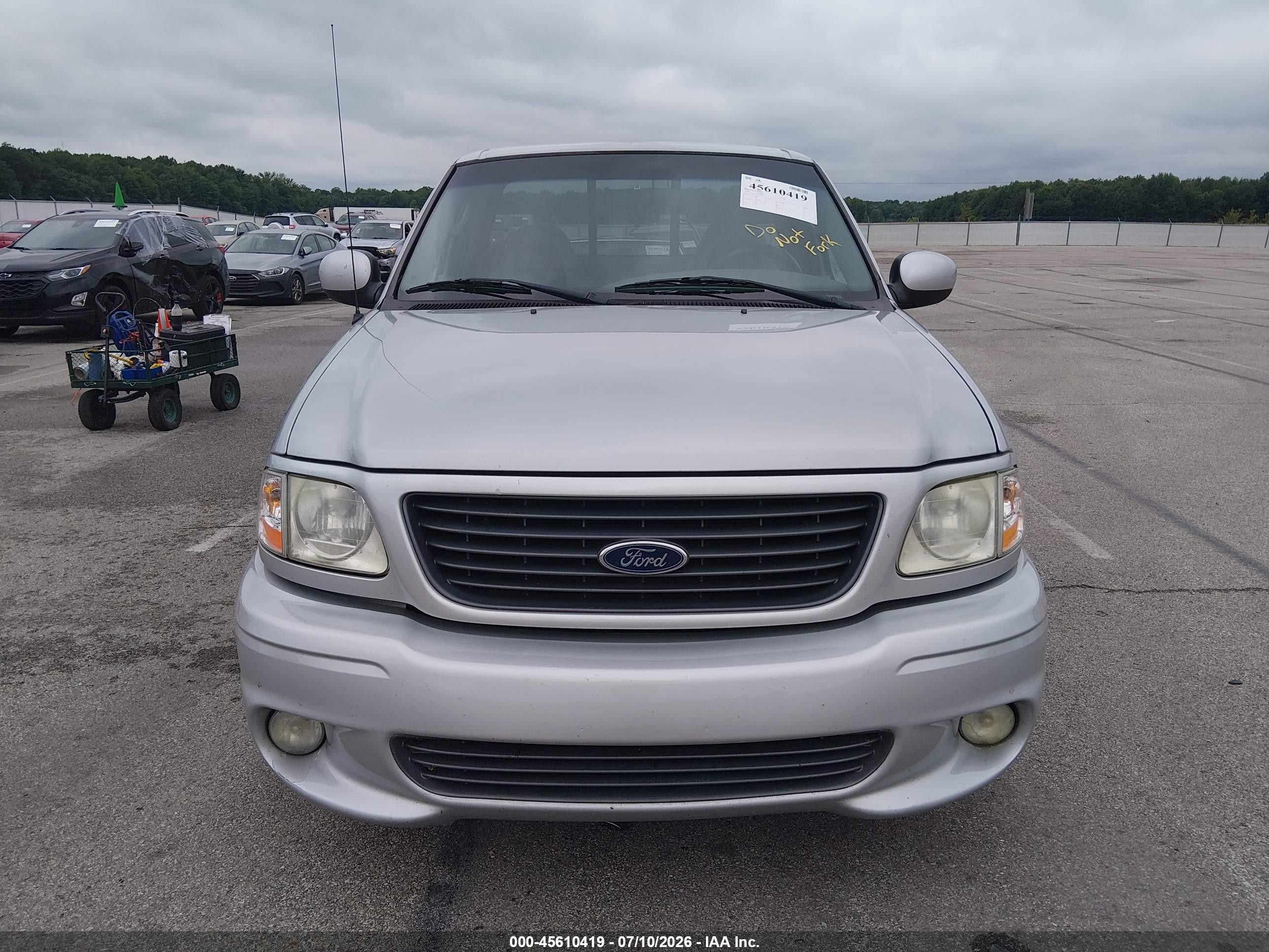 2002 Ford F-150 Lightning Silver vin: 2FTZF07372CA52503