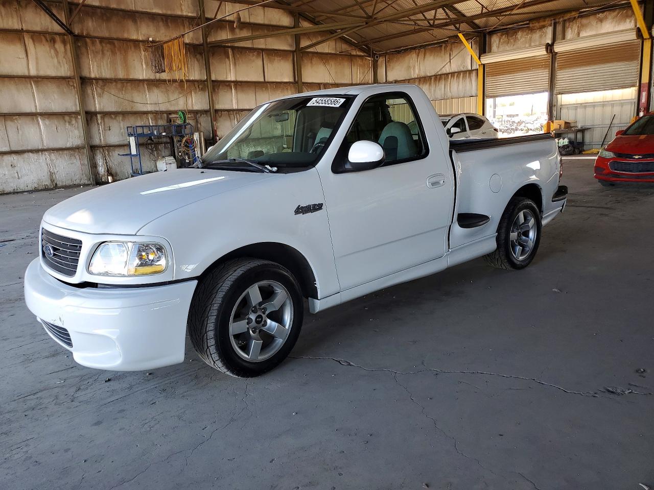 2001 Ford F150 Svt Lightning Белый vin: 2FTZF07381CB06079