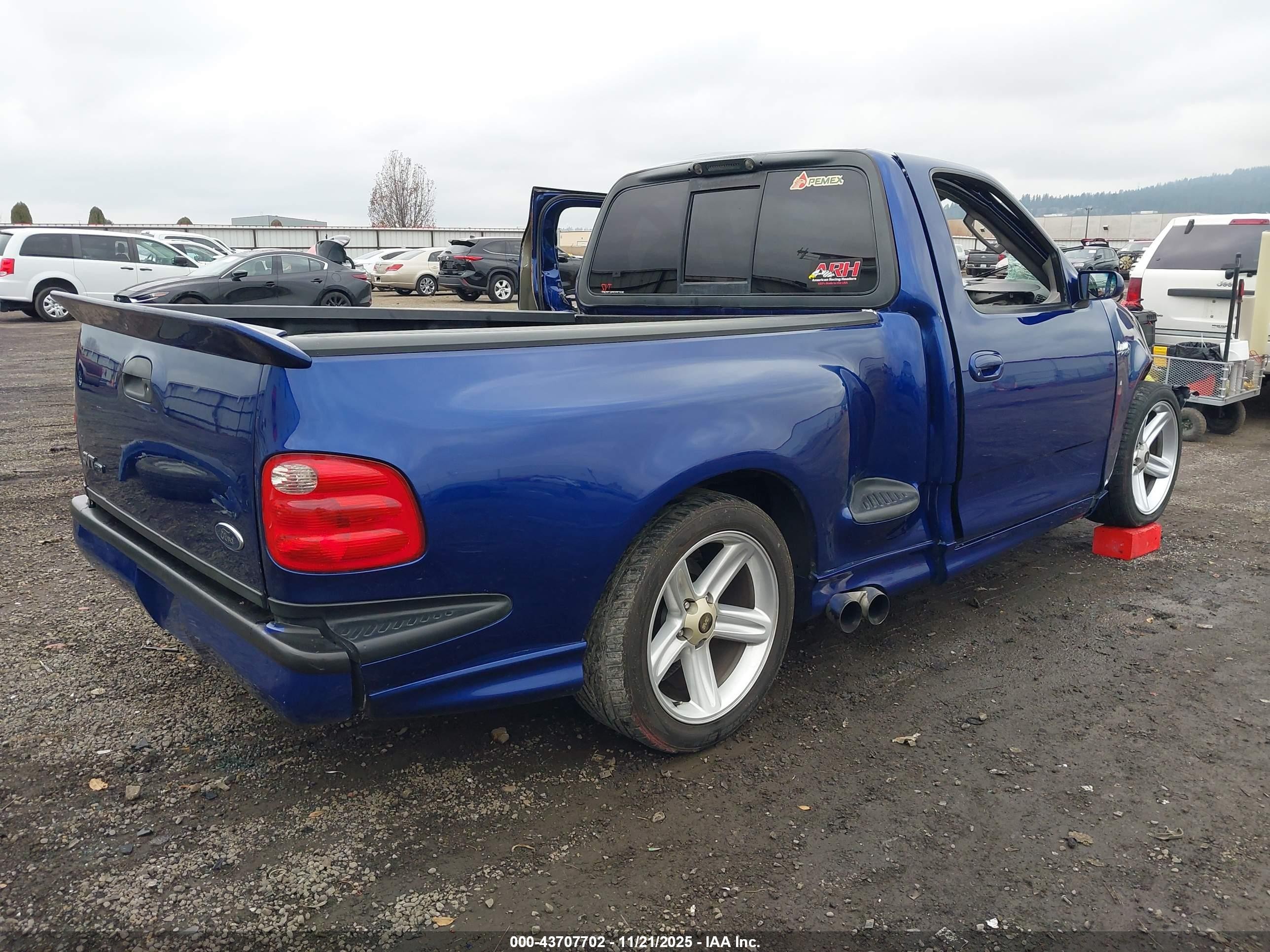 2002 Ford F-150 Lightning Blue vin: 2FTZF07382CA66779