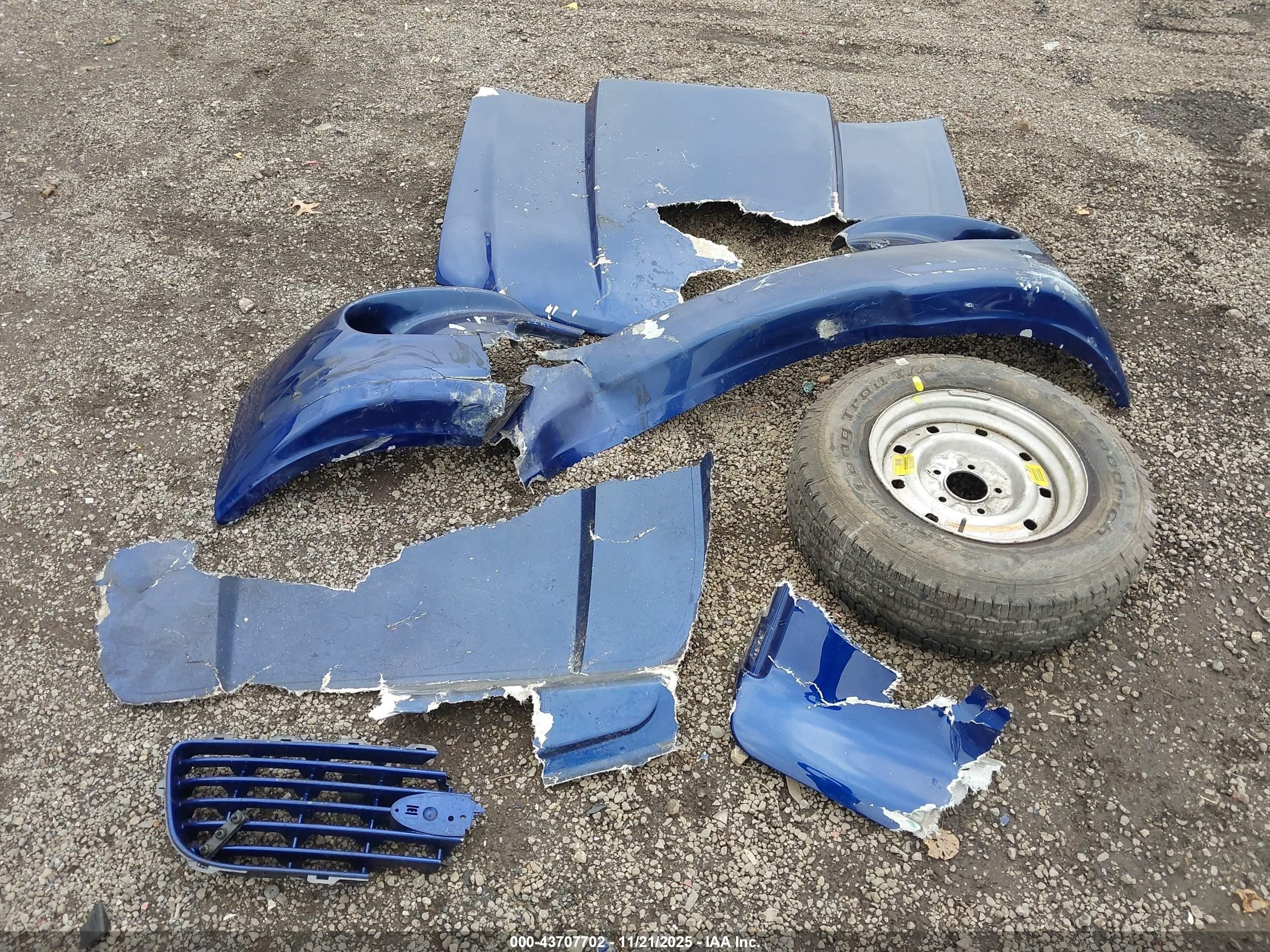 2002 Ford F-150 Lightning Blue vin: 2FTZF07382CA66779