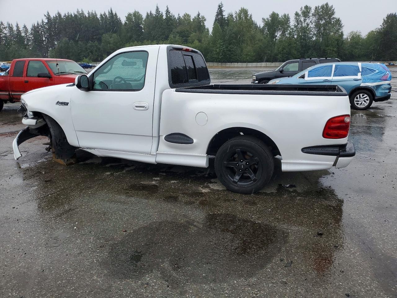 2000 Ford F150 Svt Lightning Белый vin: 2FTZF0738YCA82702