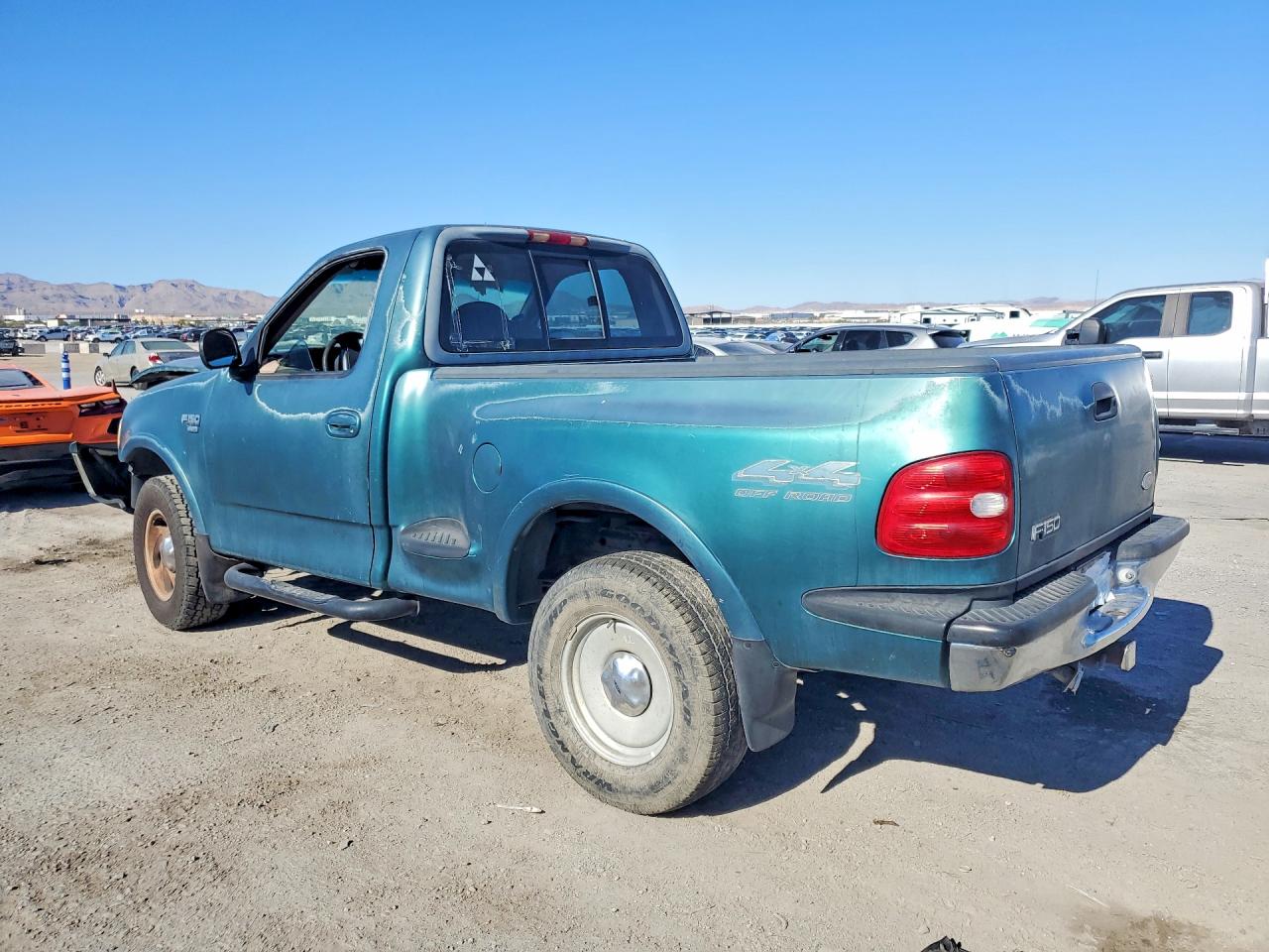 1998 Ford F150 Зеленый vin: 2FTZF08W5WCA47847