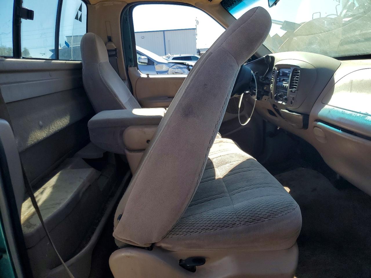 1998 Ford F150 Зеленый vin: 2FTZF08W5WCA47847
