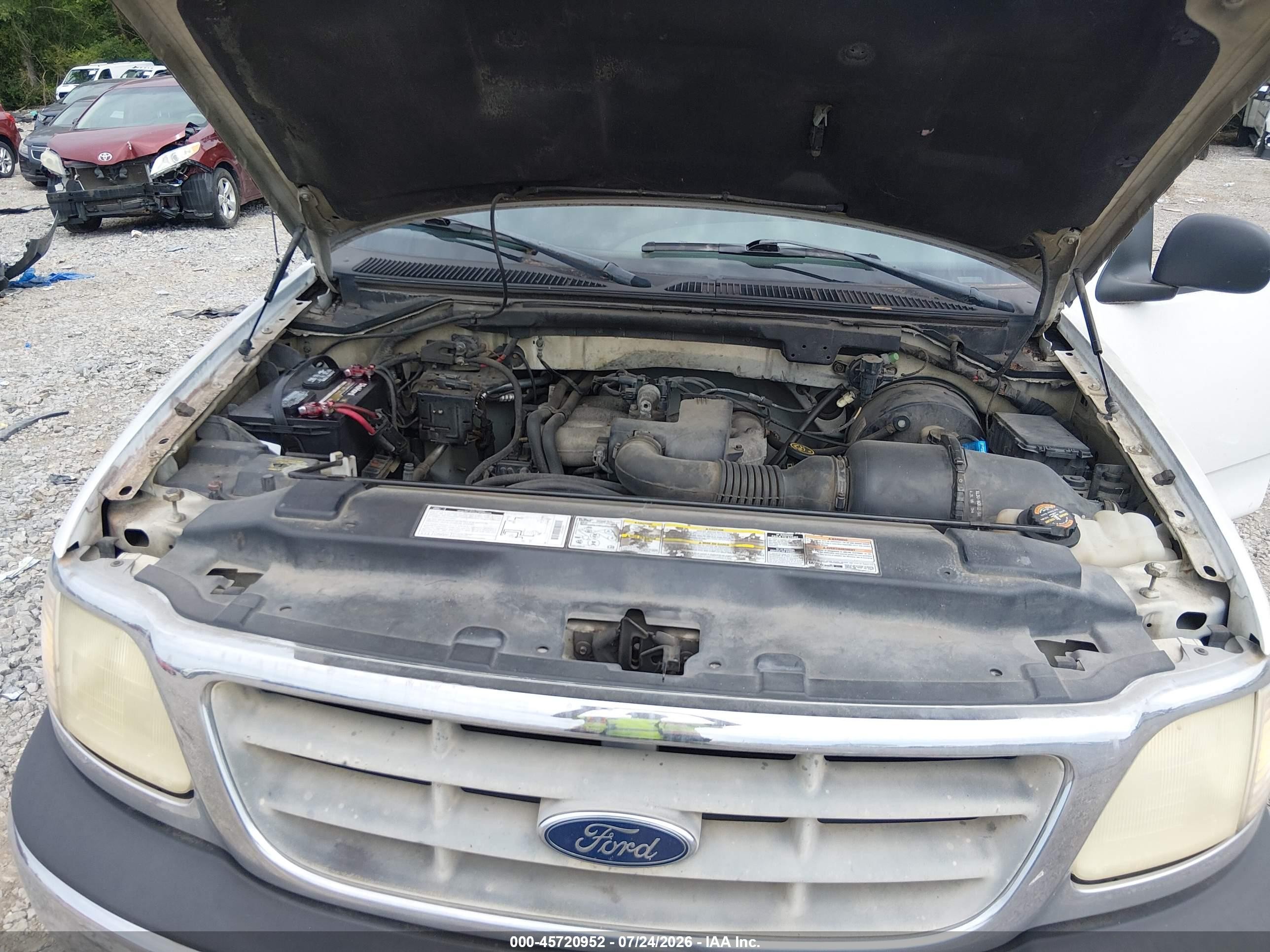 2000 Ford F-150 Work Series/xl/xlt White vin: 2FTZF1723YCB17269
