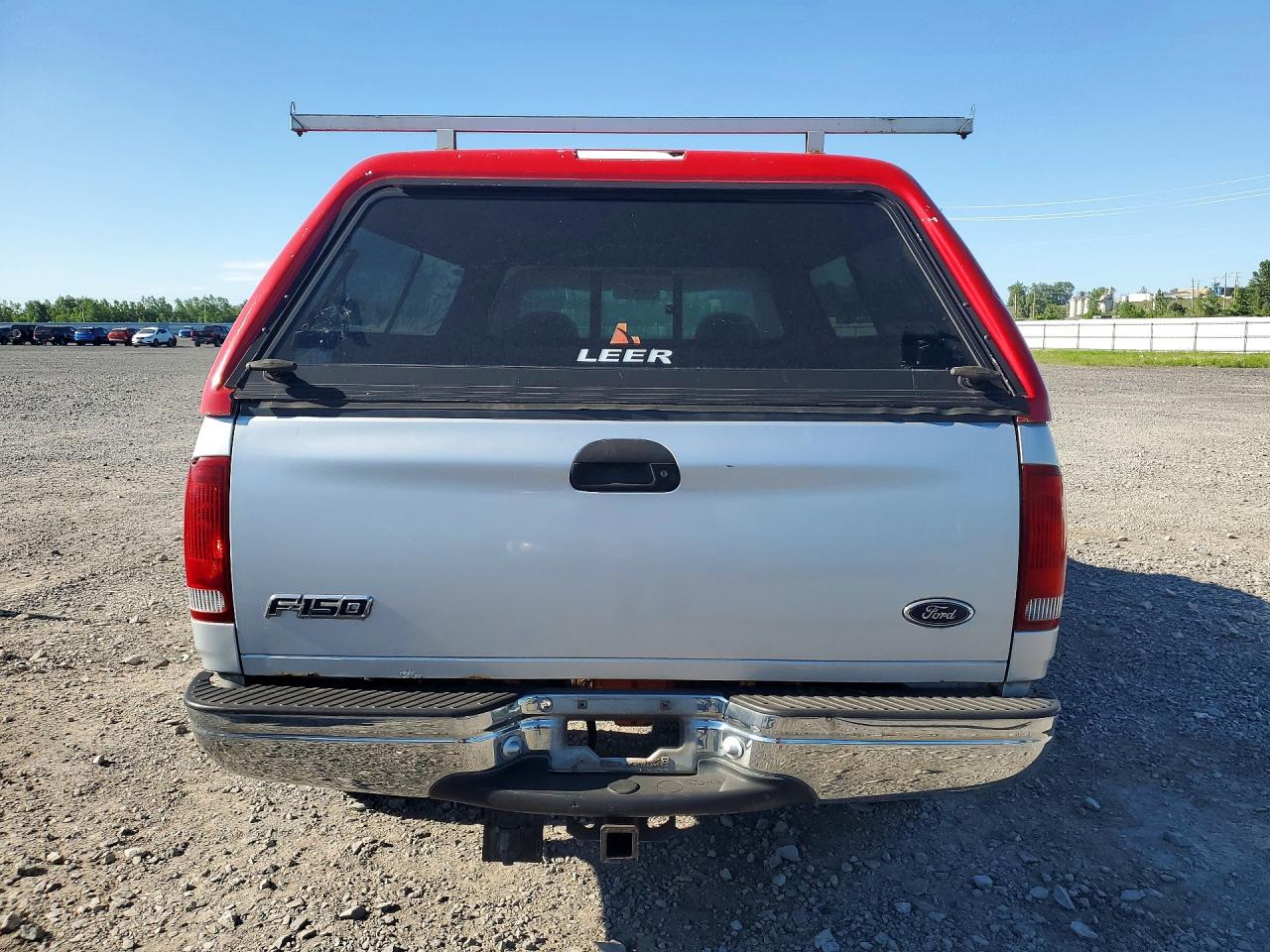 1998 Ford F150 Silver vin: 2FTZF18W0WCA77019