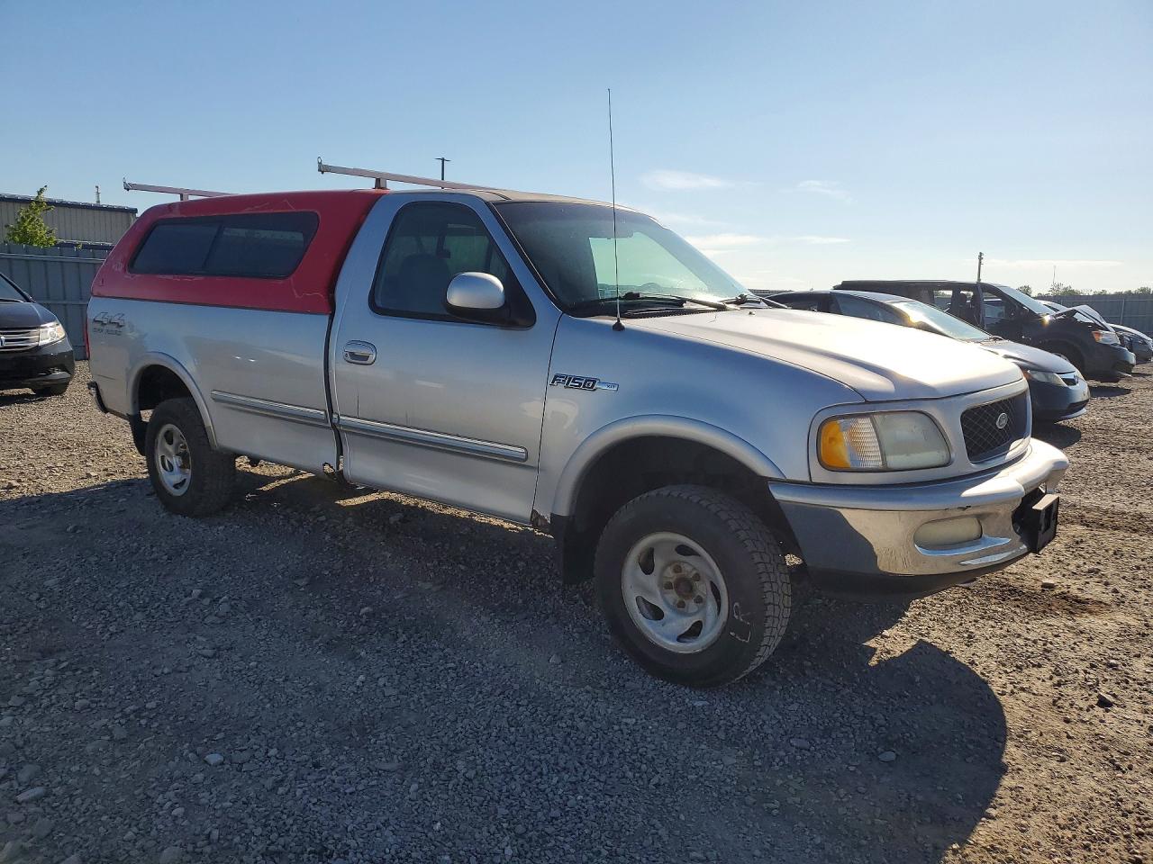 1998 Ford F150 Silver vin: 2FTZF18W0WCA77019