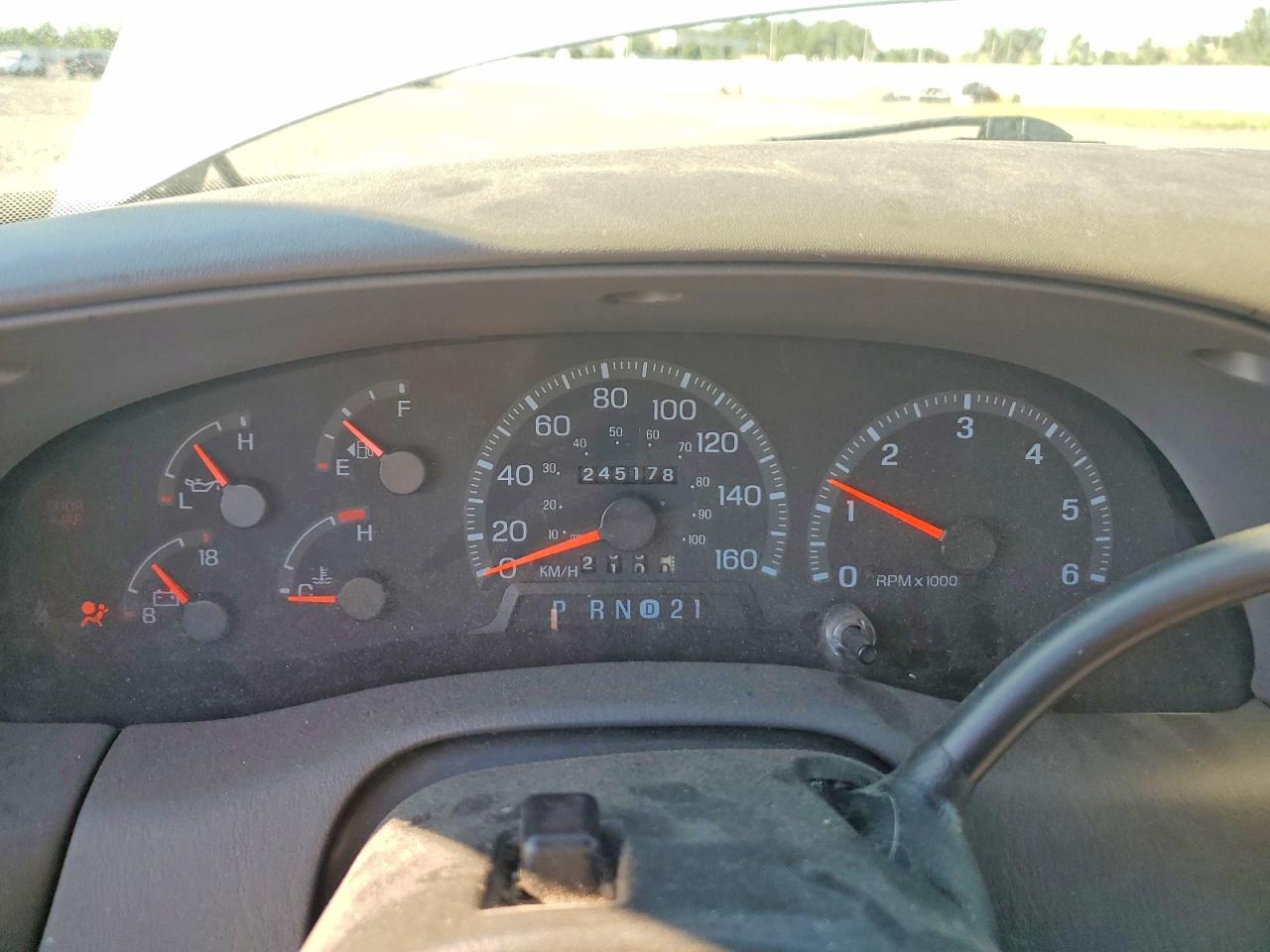 1998 Ford F150 Silver vin: 2FTZF18W0WCA77019