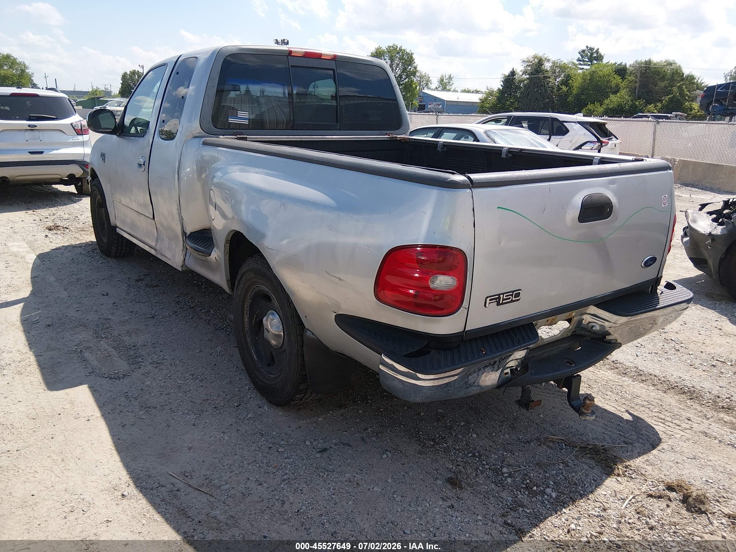 1998 Ford F-150 Lariat/xl/xlt Серебряный vin: 2FTZX0766WCB00246