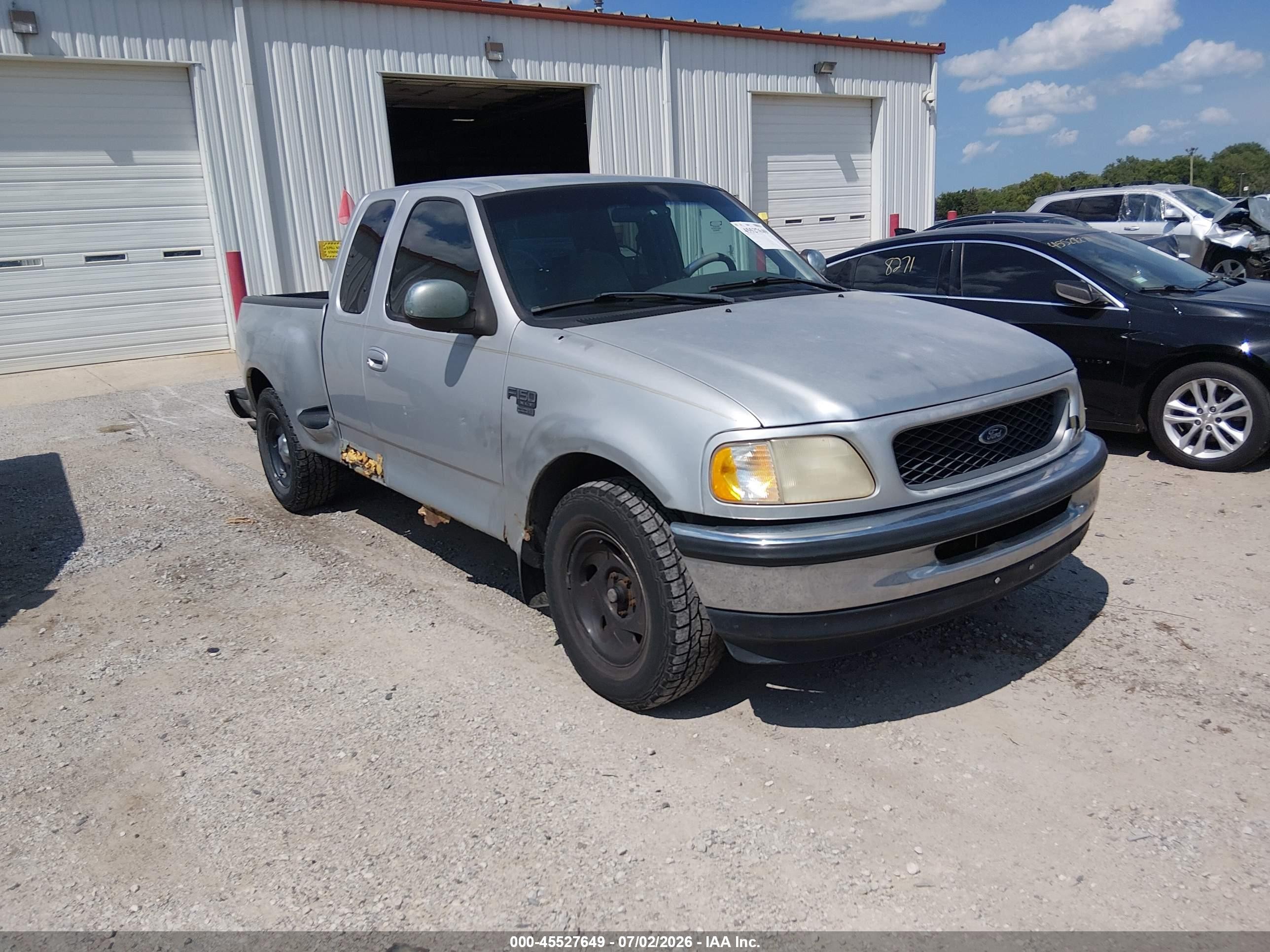 1998 Ford F-150 Lariat/xl/xlt Серебряный vin: 2FTZX0766WCB00246