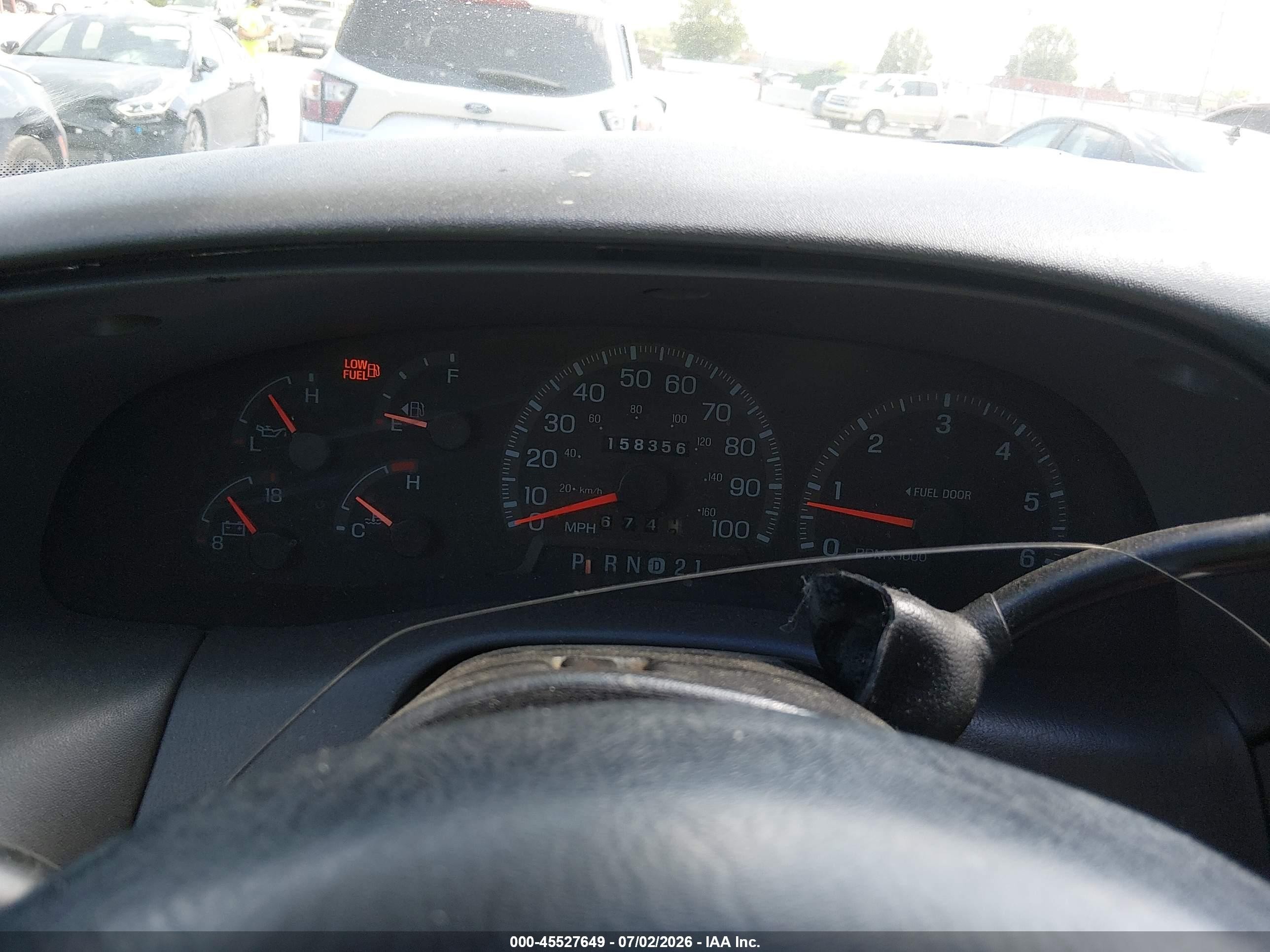 1998 Ford F-150 Lariat/xl/xlt Серебряный vin: 2FTZX0766WCB00246