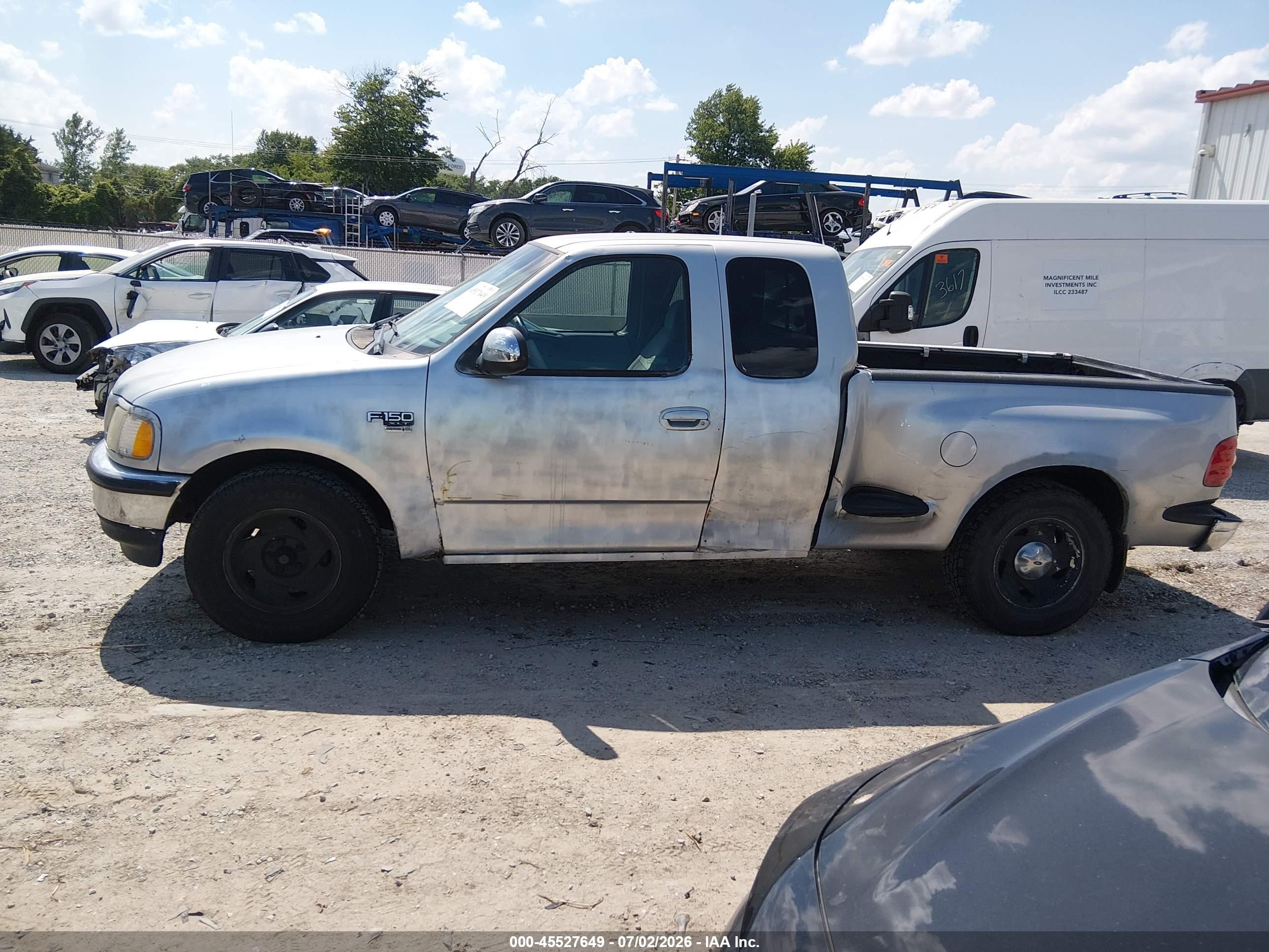 1998 Ford F-150 Lariat/xl/xlt Серебряный vin: 2FTZX0766WCB00246