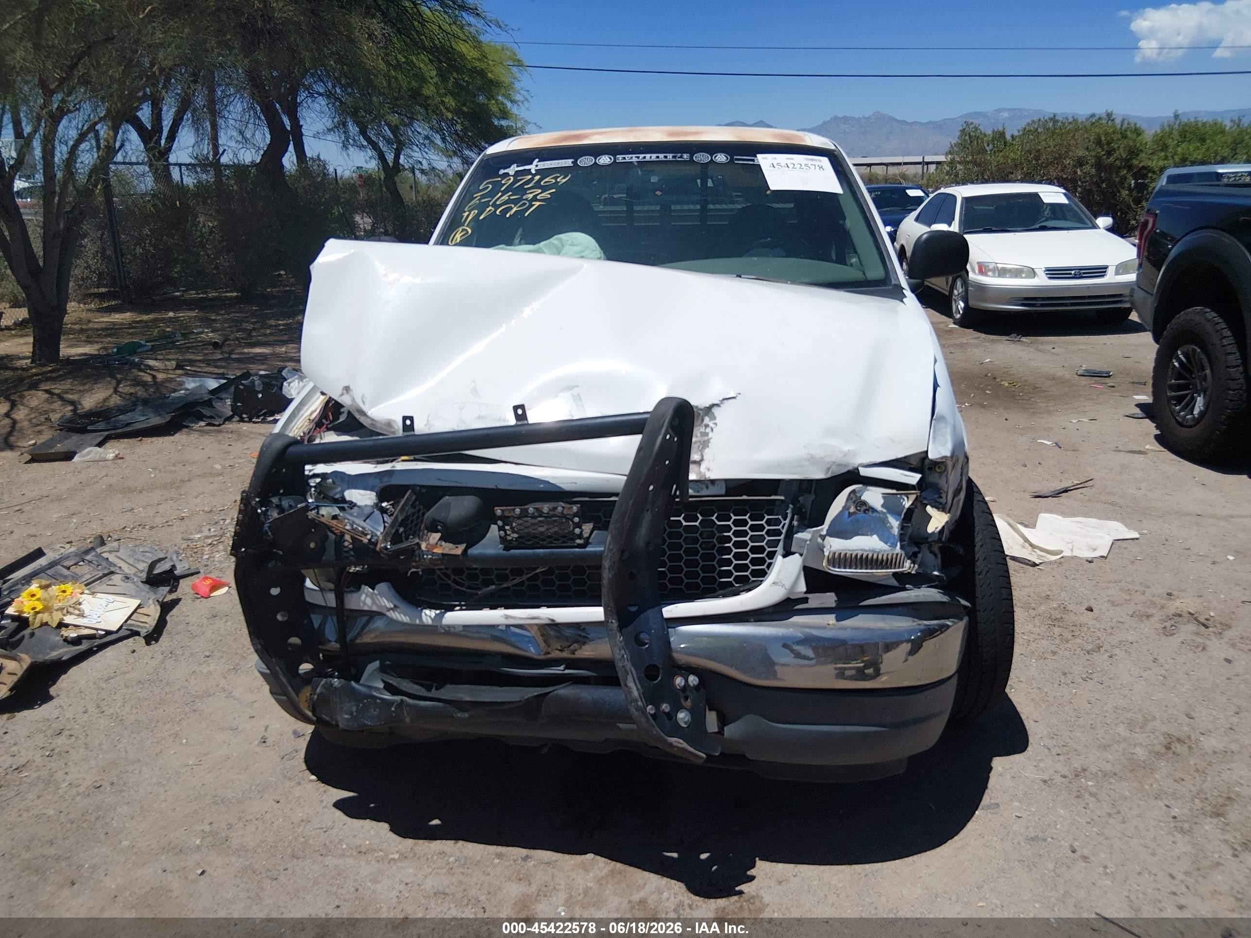 2001 Ford F-150 Xl/xlt White vin: 2FTZX17211CA11891
