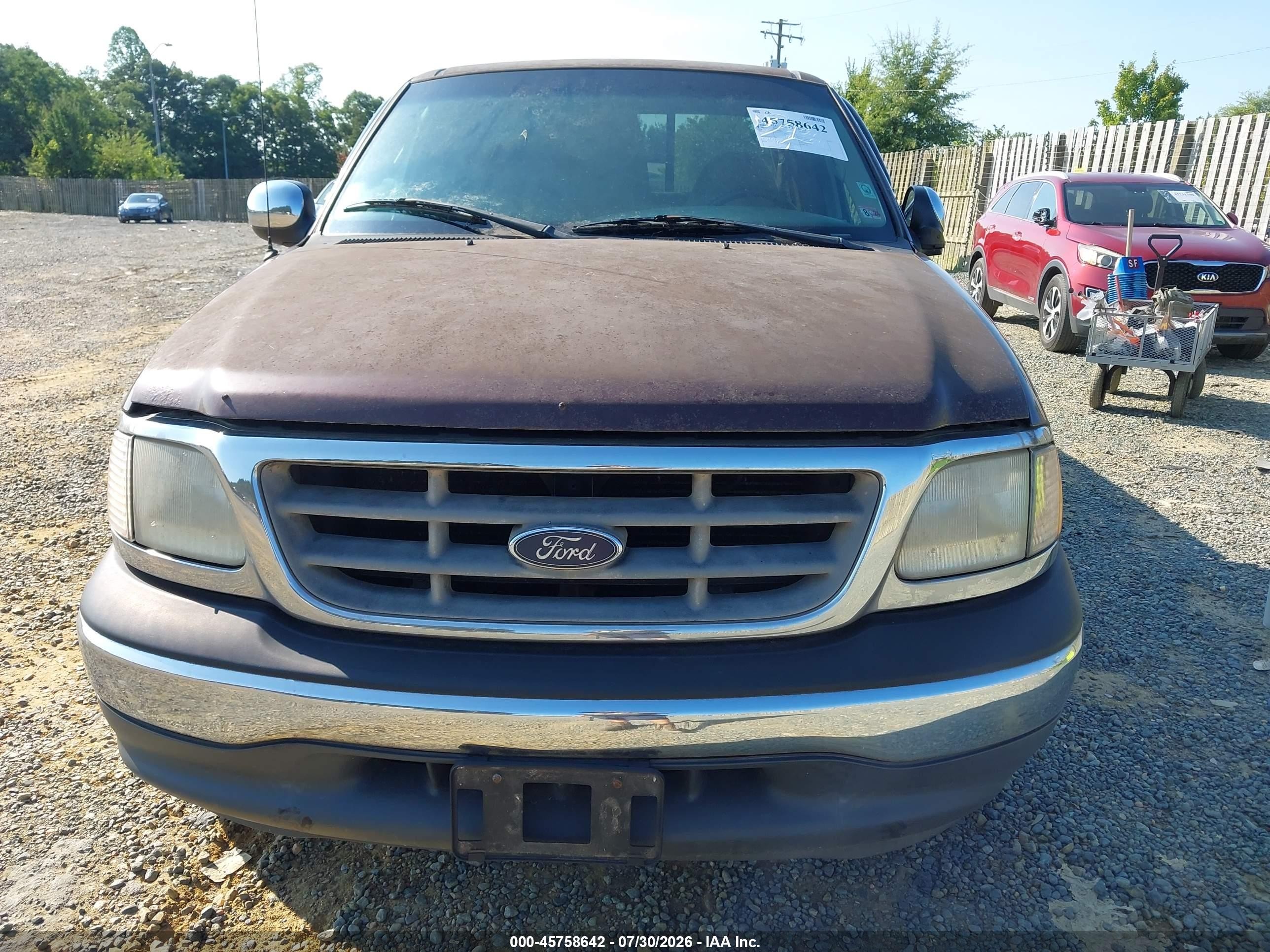 2000 Ford F-150 Work Series/xl/xlt Burgundy vin: 2FTZX1721YCA26806
