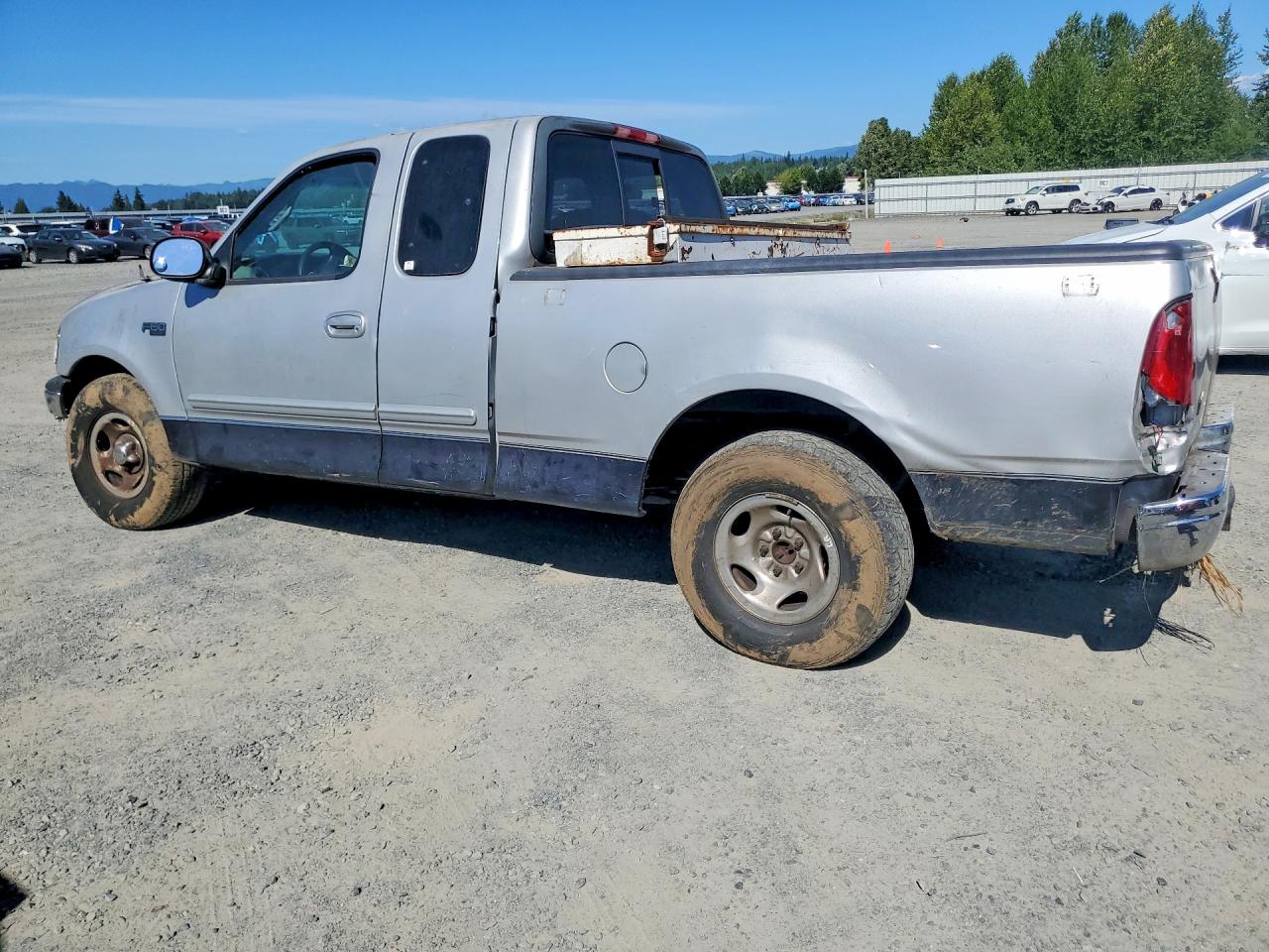 2000 Ford F150 Silver vin: 2FTZX1723YCB17852