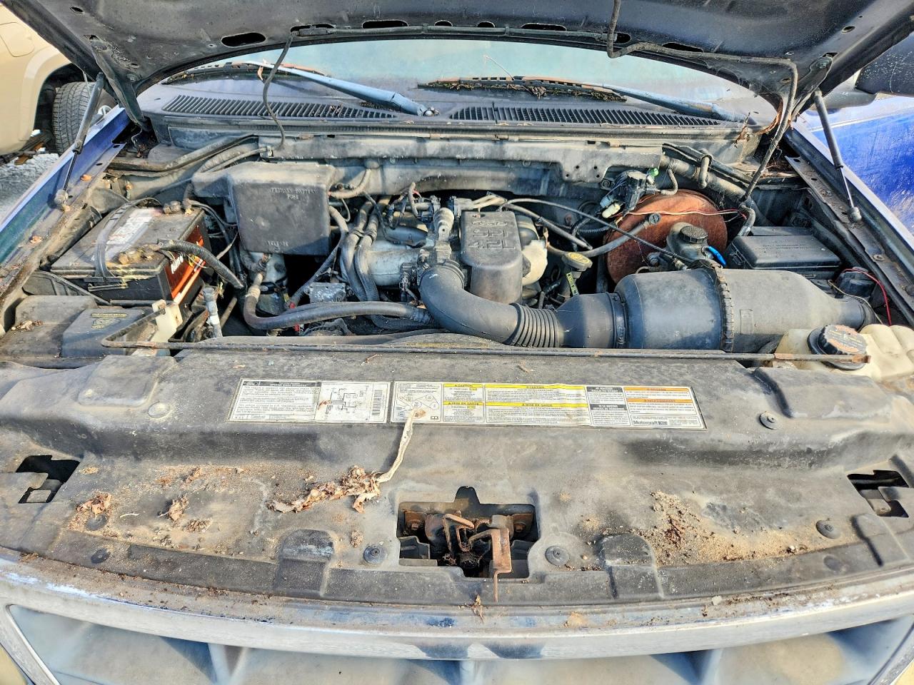 1998 Ford F150 Blue vin: 2FTZX1726WCA48166