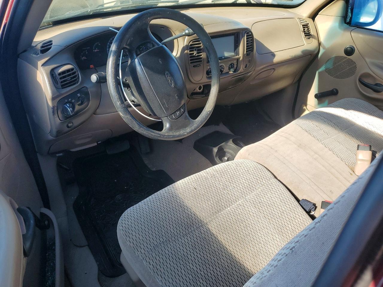 1998 Ford F150 Burgundy vin: 2FTZX1760WCA17126