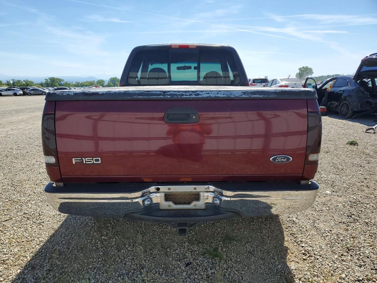 1998 Ford F150 Burgundy vin: 2FTZX1760WCA17126