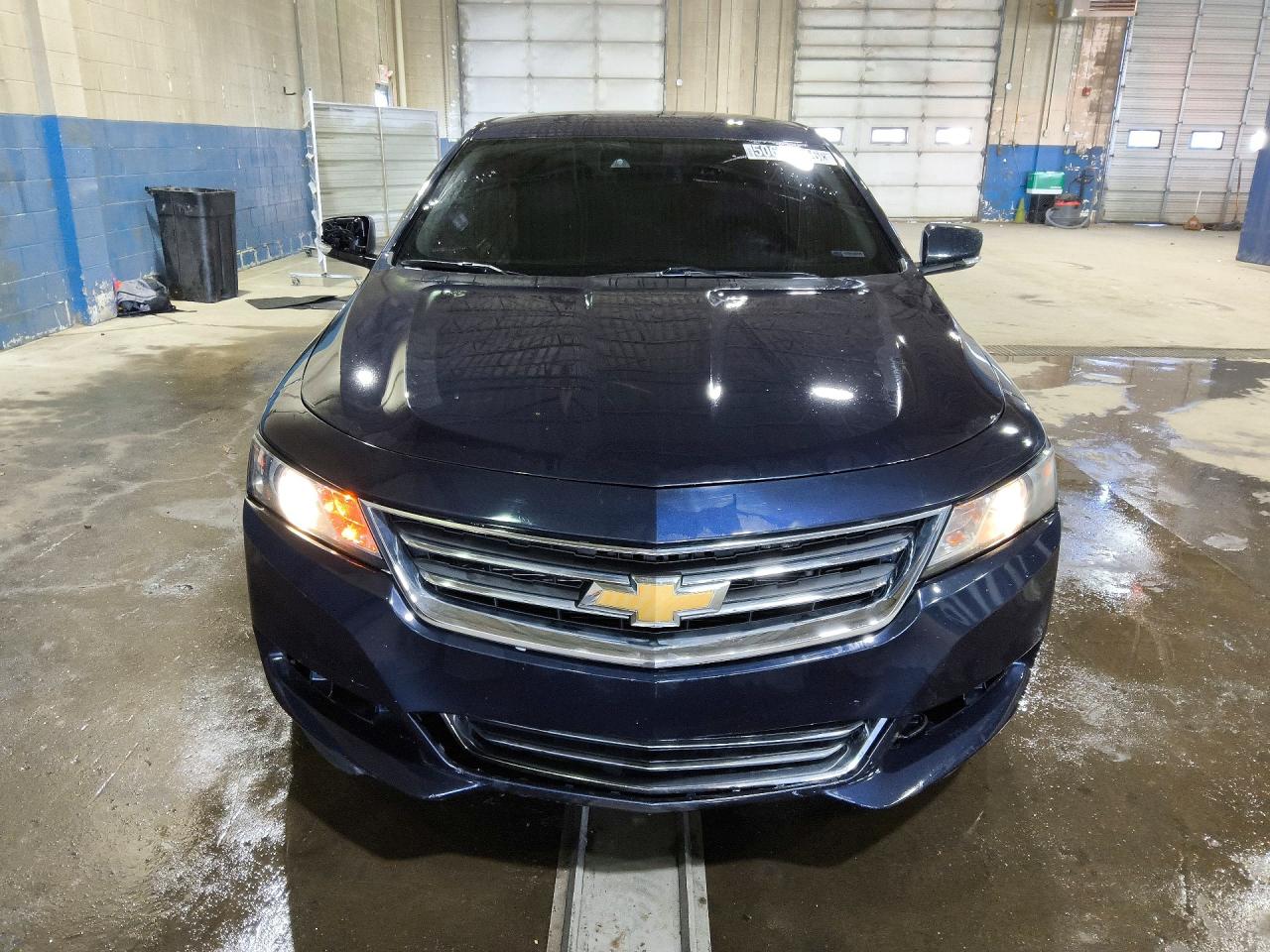 2017 Chevrolet Impala Lt Синий vin: 2G1105S34H9184295