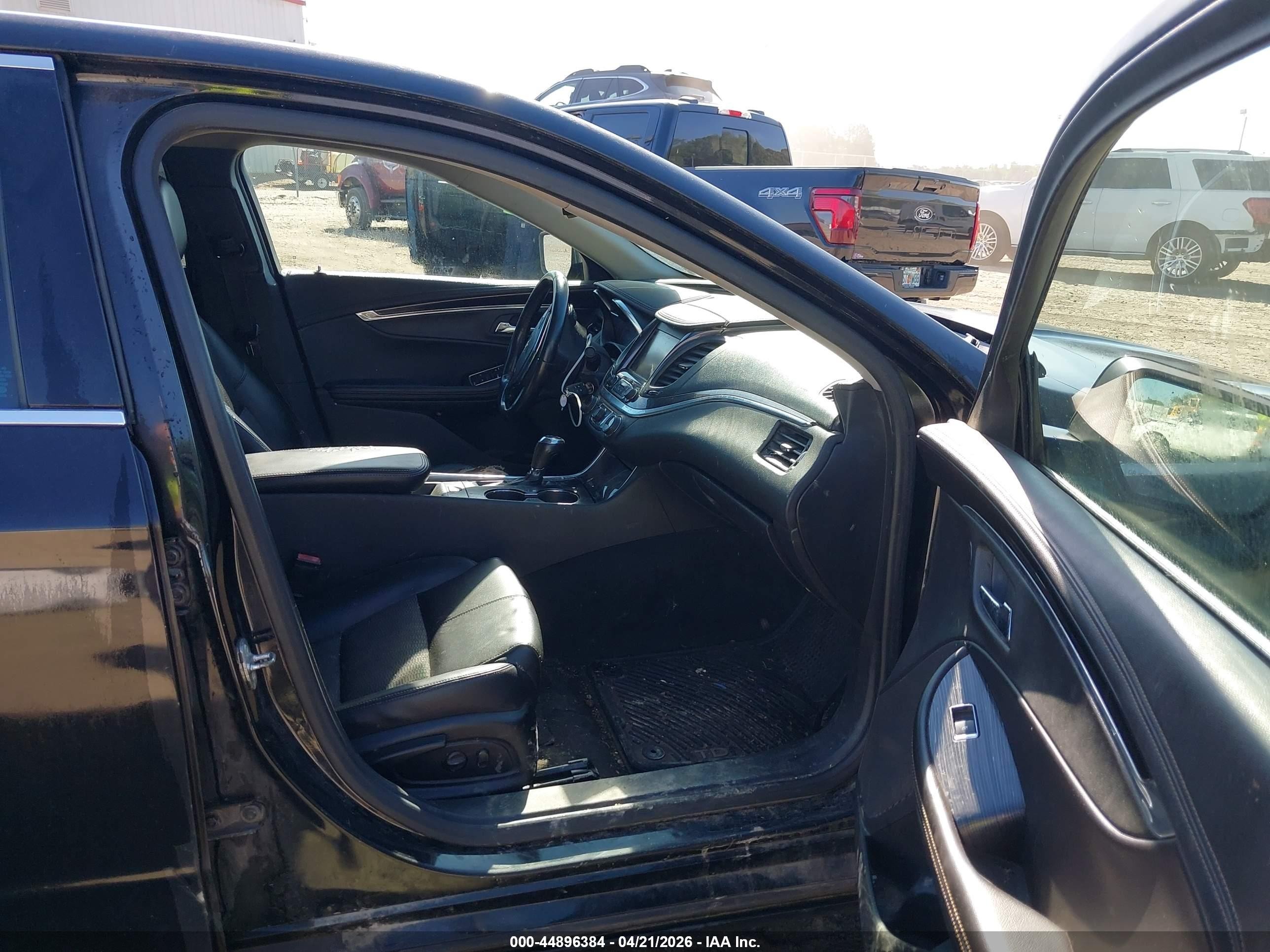 2016 Chevrolet Impala 1lt Black vin: 2G1105SA5G9184352