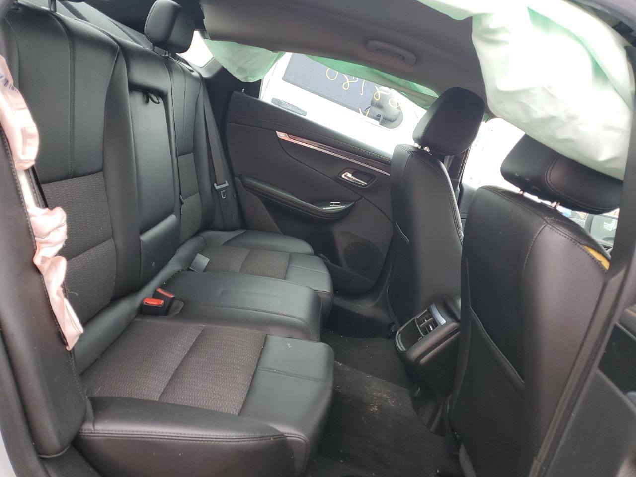 2017 Chevrolet Impala Lt Серебряный vin: 2G1105SAXH9168780