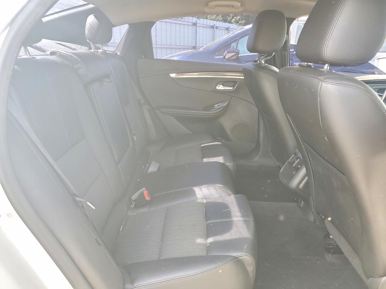 2016 Chevrolet Impala Lt Silver vin: 2G1115S33G9121569