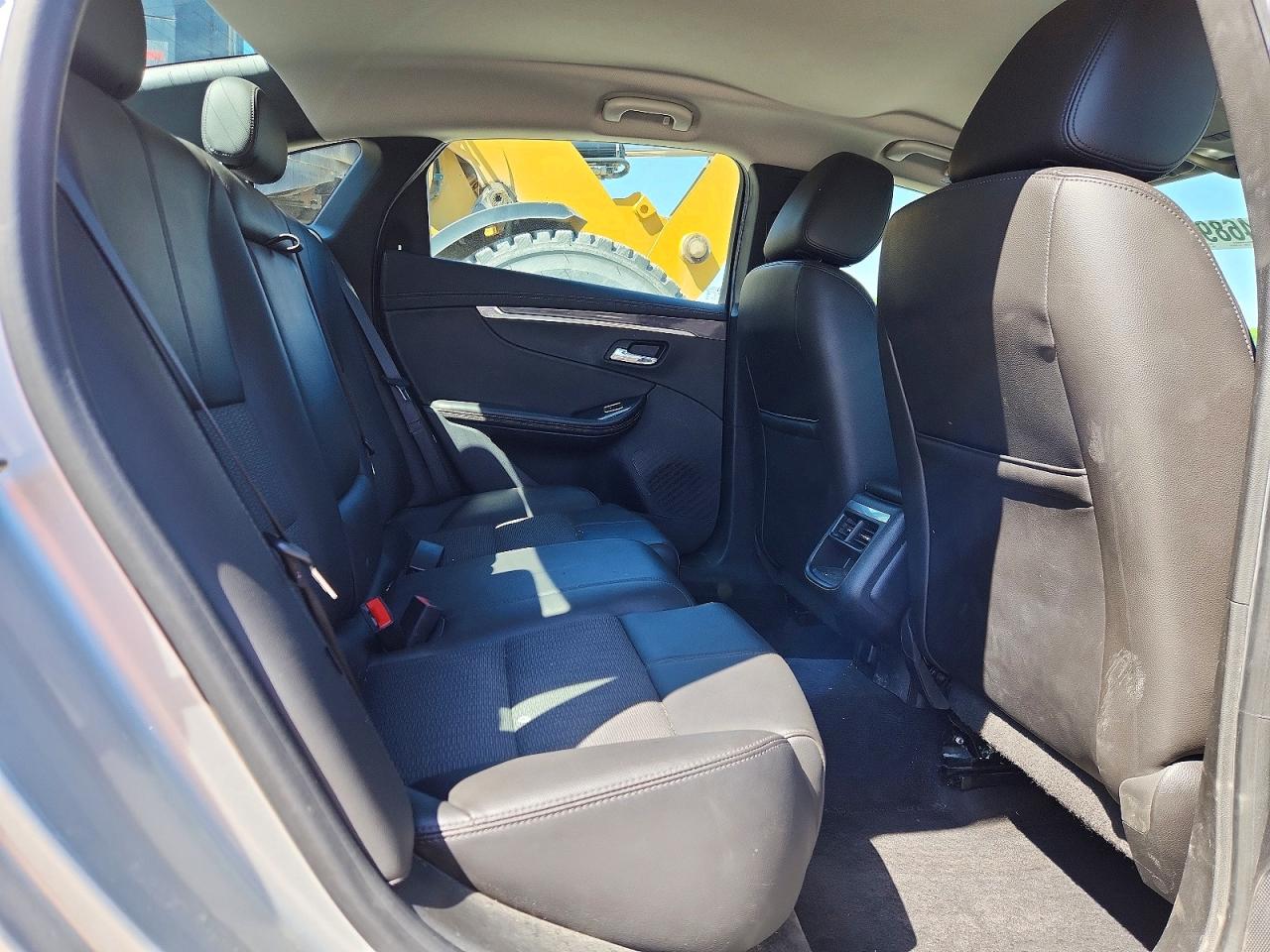 2016 Chevrolet Impala Lt Silver vin: 2G1115S35G9141175