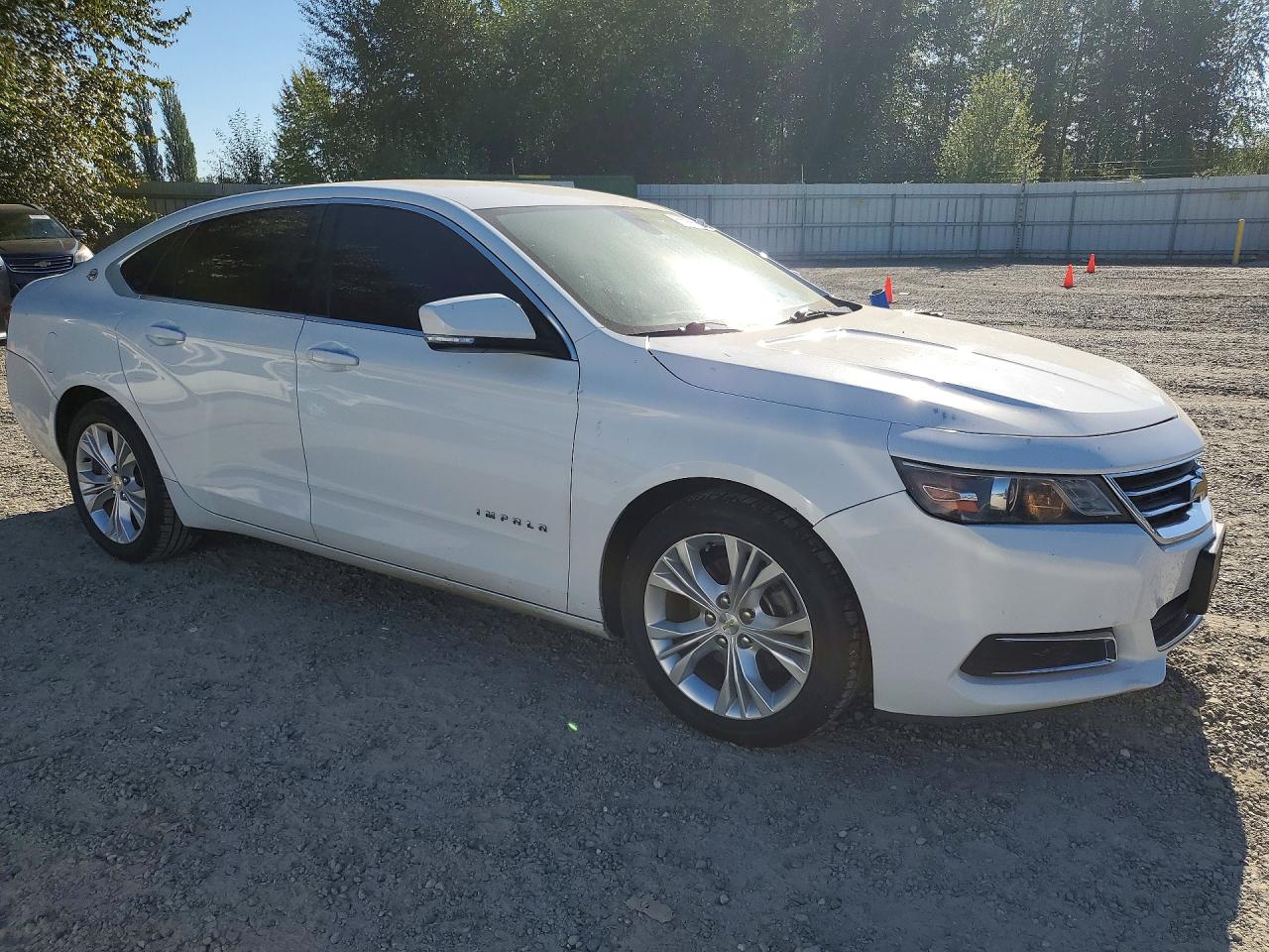 2015 Chevrolet Impala Lt White vin: 2G1115SL0F9102623