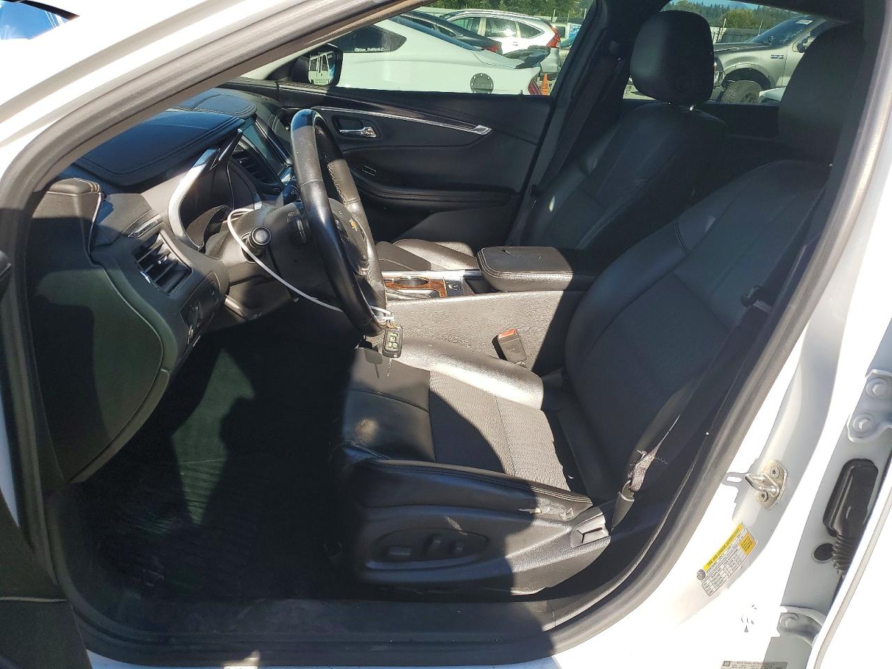 2015 Chevrolet Impala Lt White vin: 2G1115SL0F9102623