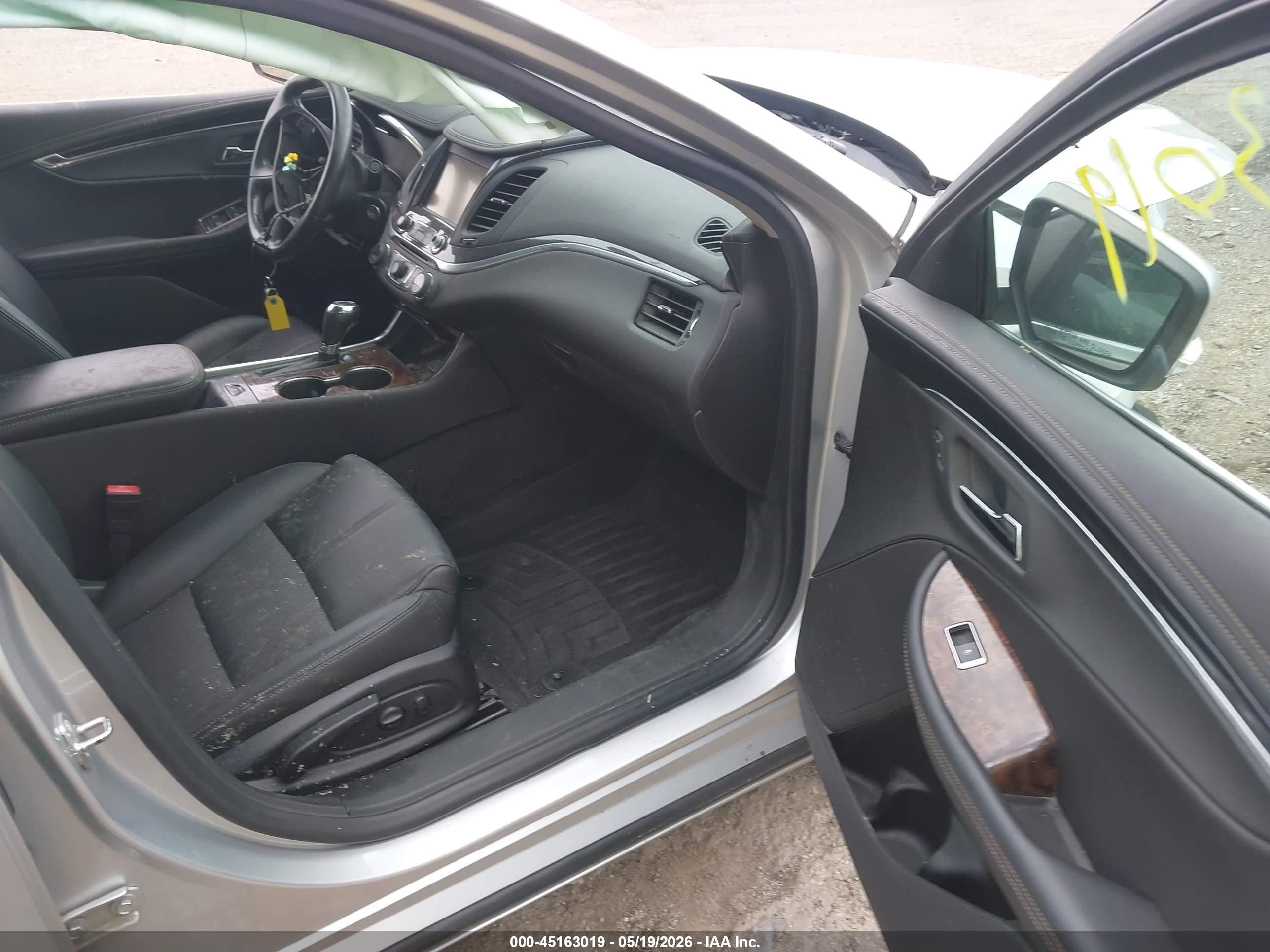 2015 Chevrolet Impala 1lt Silver vin: 2G1115SL1F9148946
