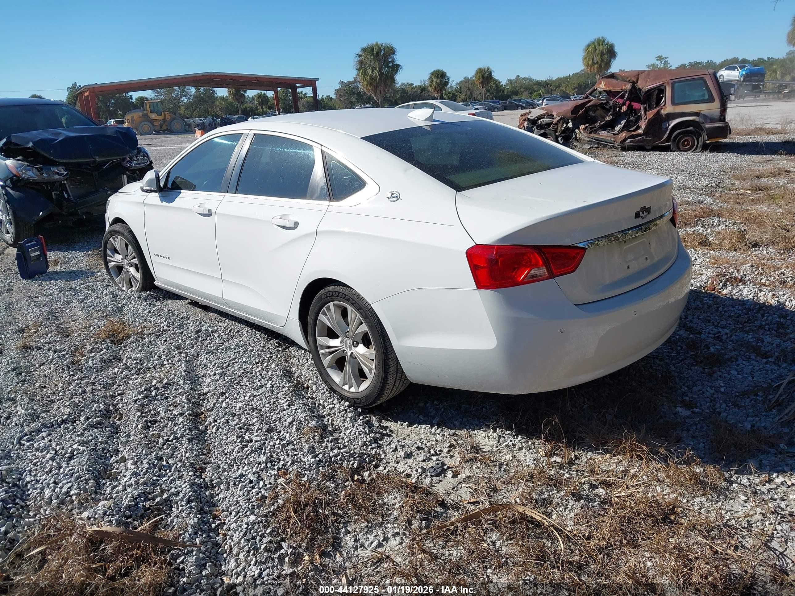 2015 Chevrolet Impala Lt White vin: 2G1115SL2F9175976