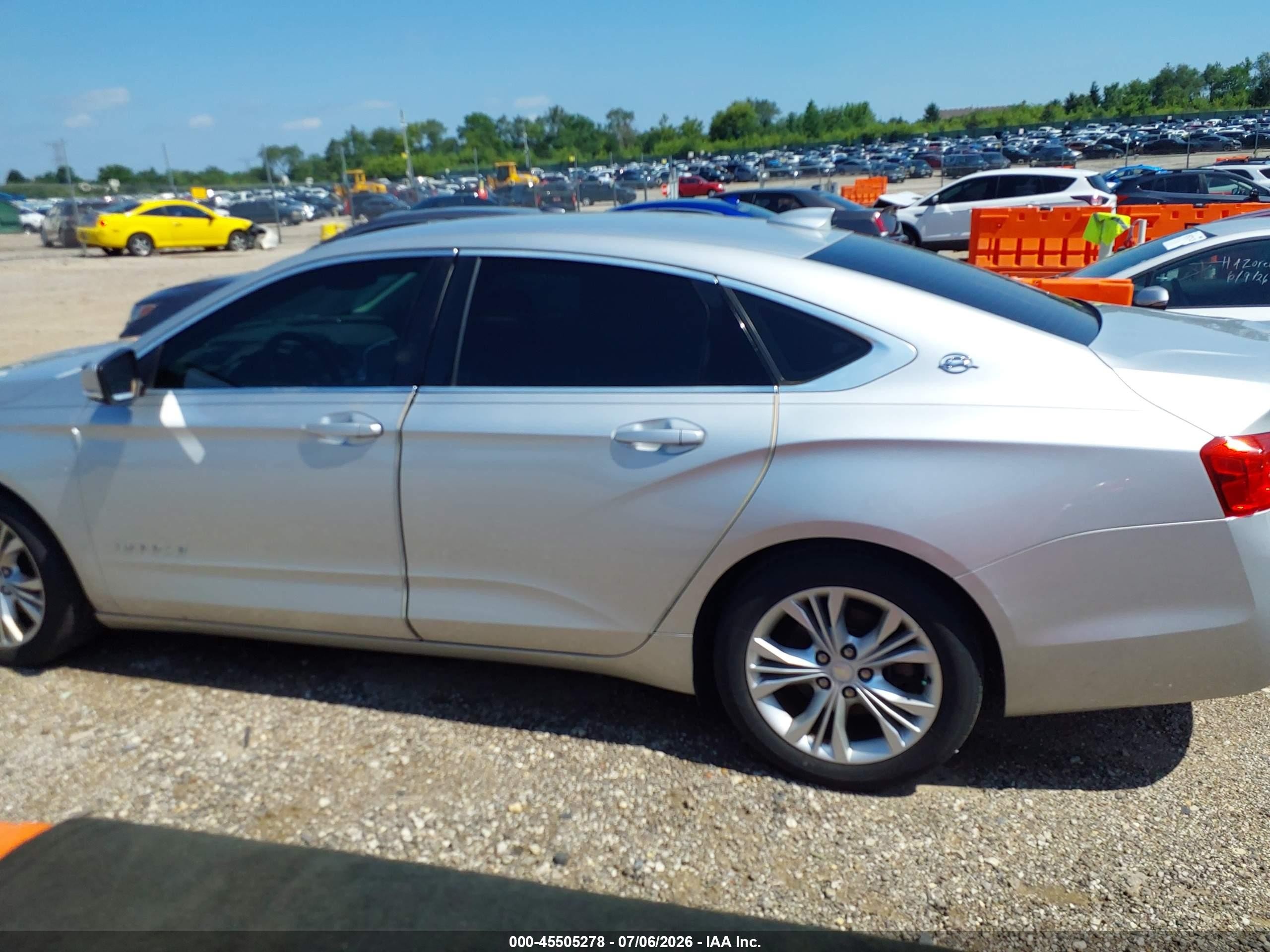 2015 Chevrolet Impala 1lt Silver vin: 2G1115SL2F9225579