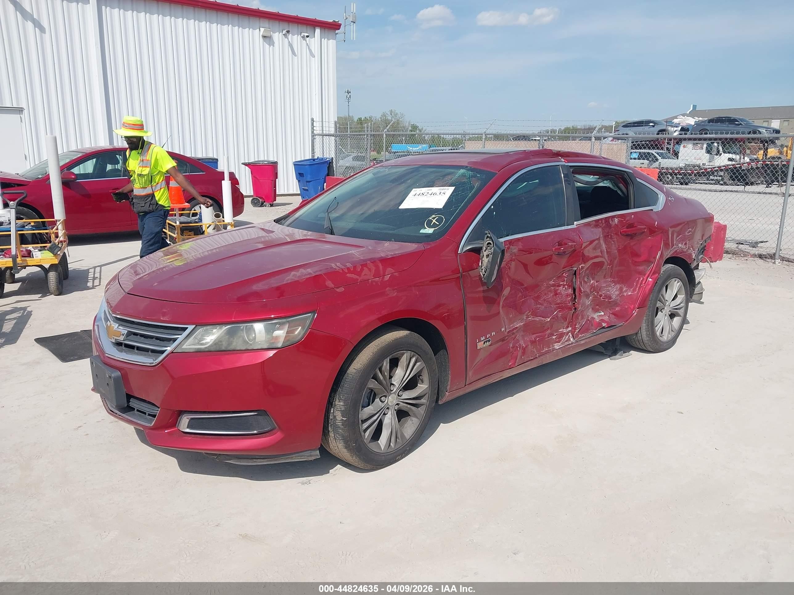 2014 Chevrolet Impala 1lt Red vin: 2G1115SL5E9161990
