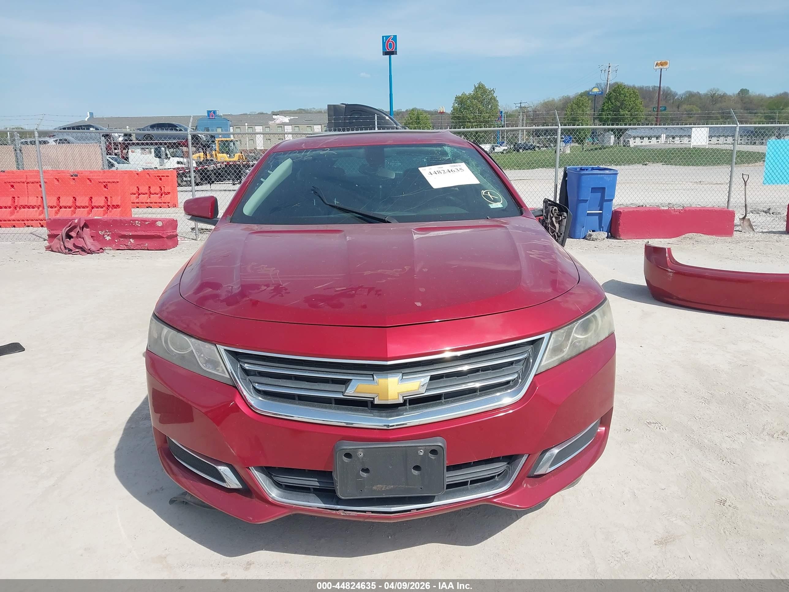 2014 Chevrolet Impala 1lt Red vin: 2G1115SL5E9161990