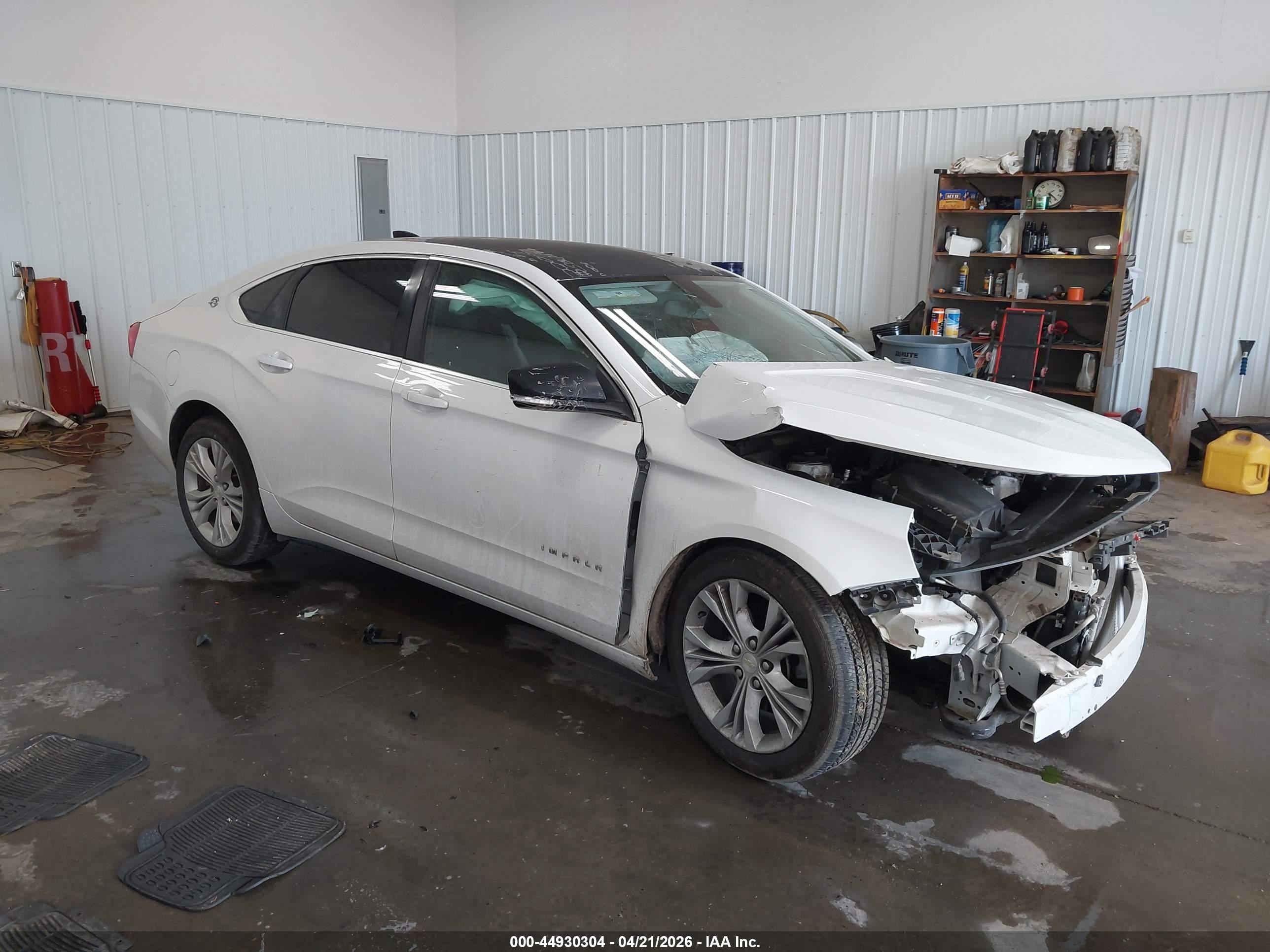 2015 Chevrolet Impala 1lt White vin: 2G1115SL5F9192190