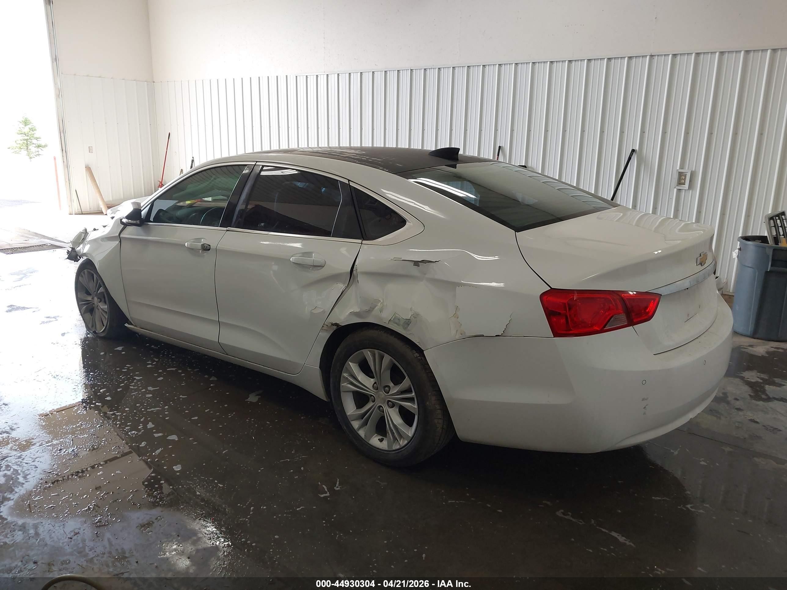 2015 Chevrolet Impala 1lt White vin: 2G1115SL5F9192190