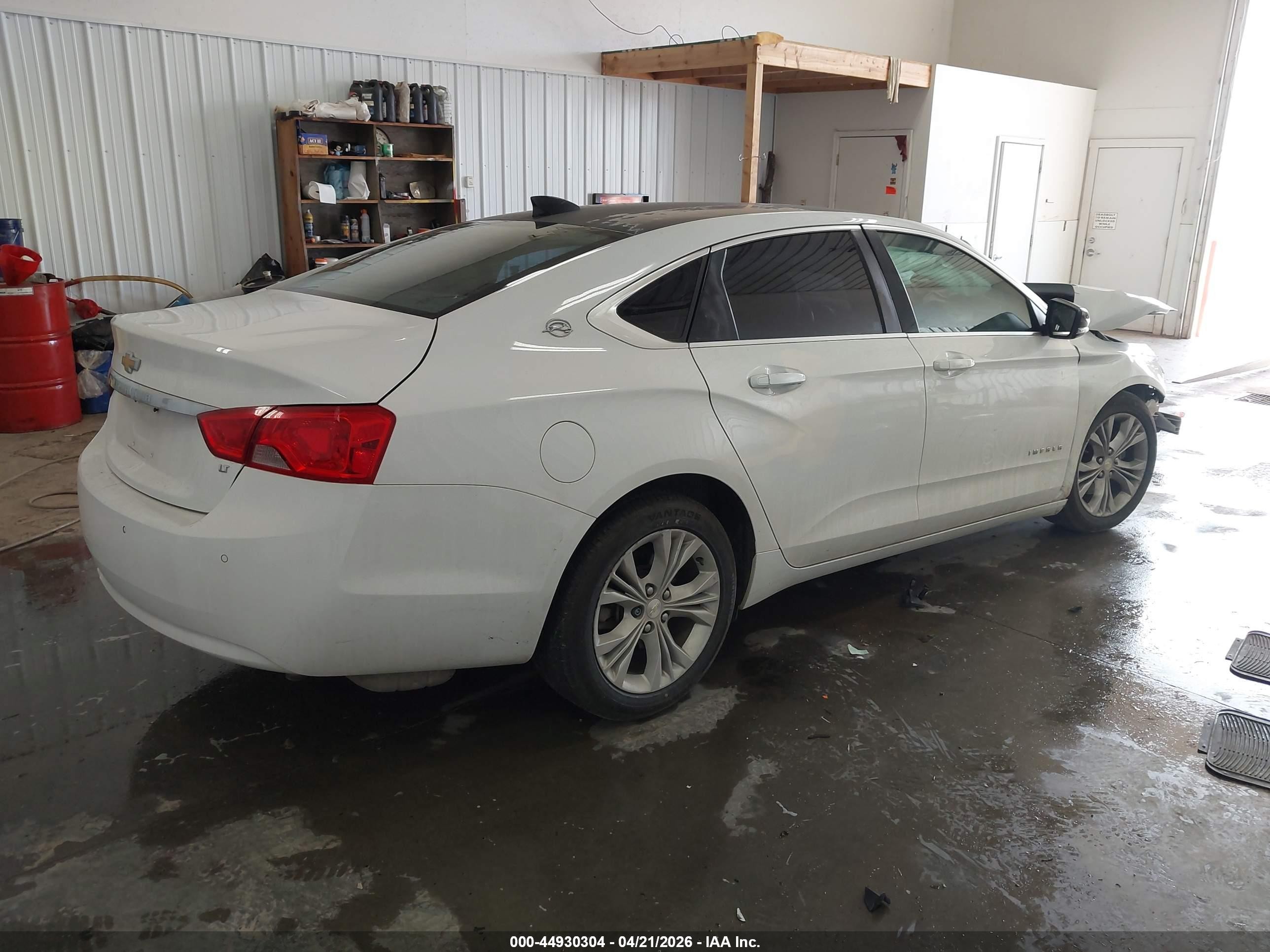 2015 Chevrolet Impala 1lt White vin: 2G1115SL5F9192190
