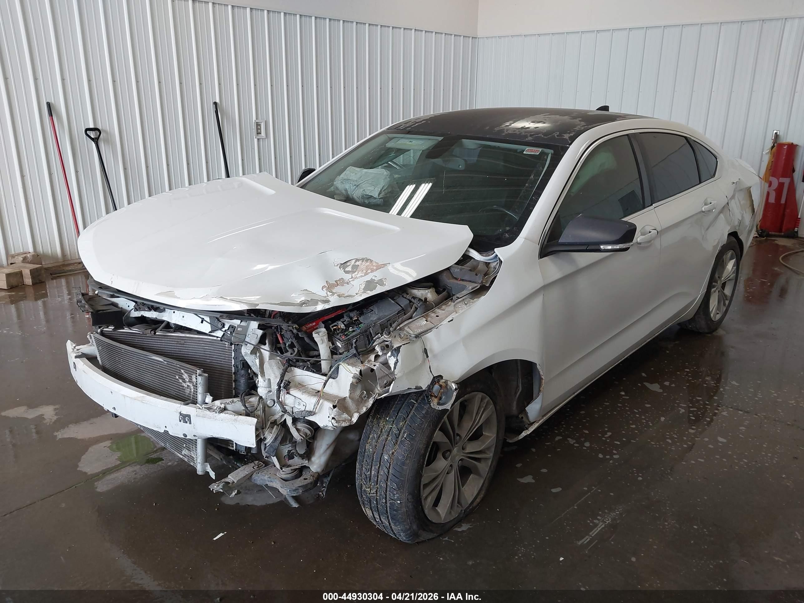 2015 Chevrolet Impala 1lt White vin: 2G1115SL5F9192190