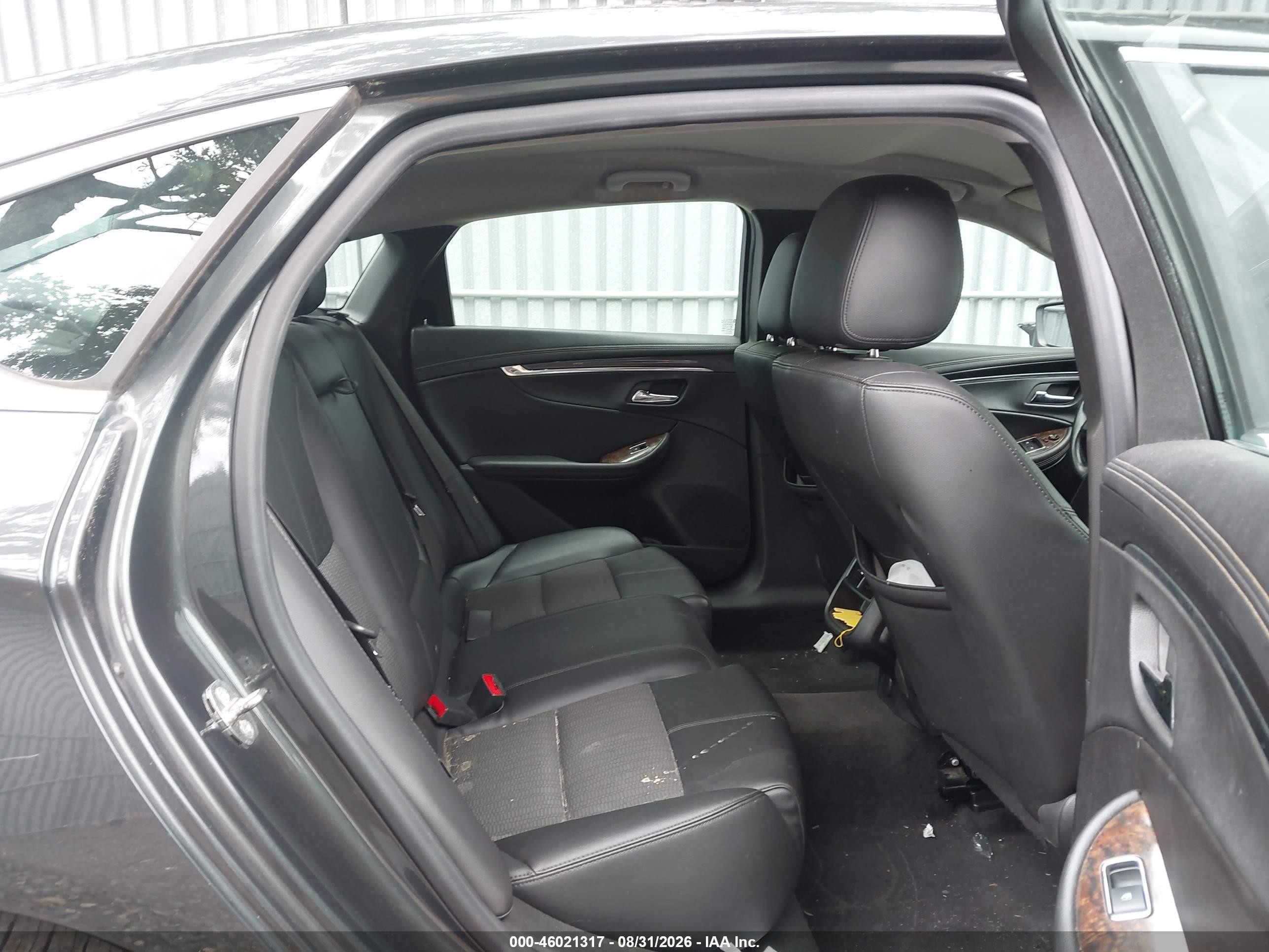 2015 Chevrolet Impala 1lt Gray vin: 2G1115SL5F9194084