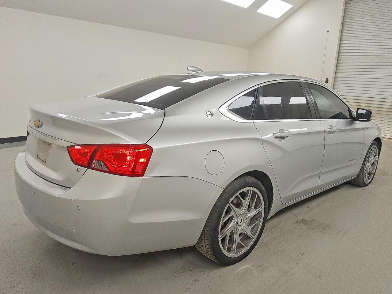 2015 Chevrolet Impala Lt Silver vin: 2G1115SL6F9170926