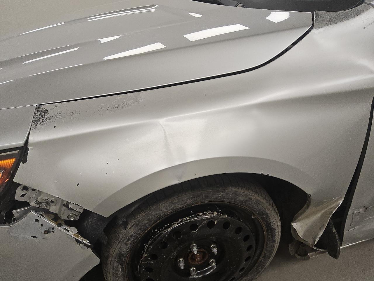 2015 Chevrolet Impala Lt Silver vin: 2G1115SL6F9170926 Damage: Left Front Fender, Severe Damage, Replacement Required