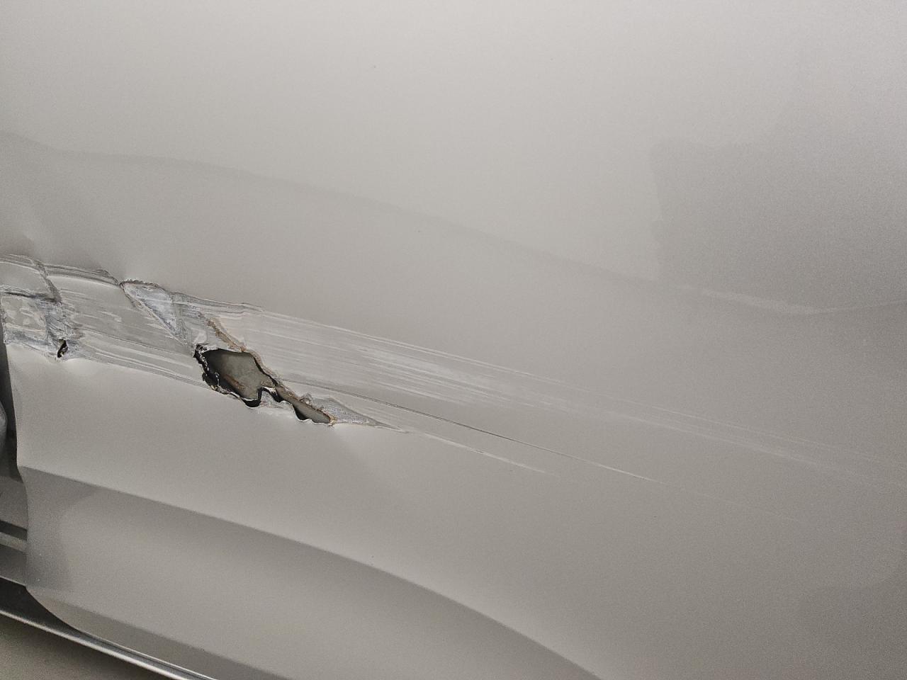 2015 Chevrolet Impala Lt Silver vin: 2G1115SL6F9170926 Damage: Left Rear Door, Severe Damage, Replacement Required