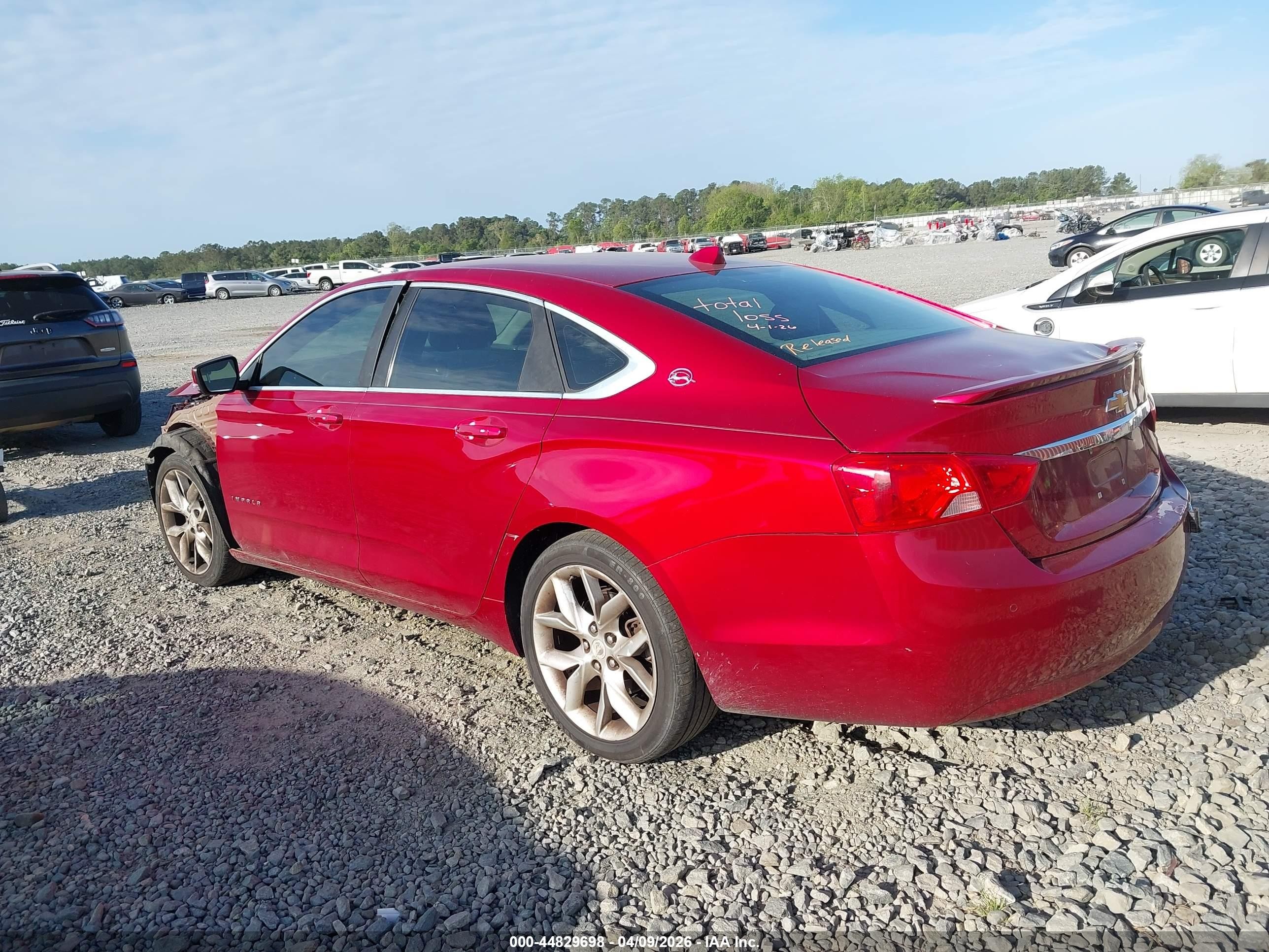 2014 Chevrolet Impala 1lt Red vin: 2G1115SL7E9110538