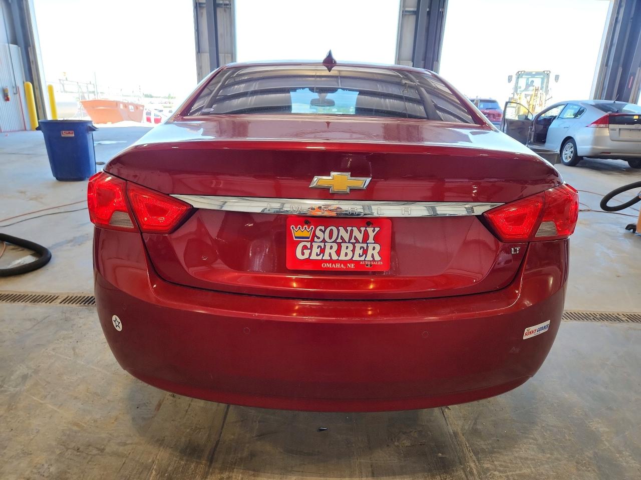 2015 Chevrolet Impala Lt Red vin: 2G1115SL7F9242832